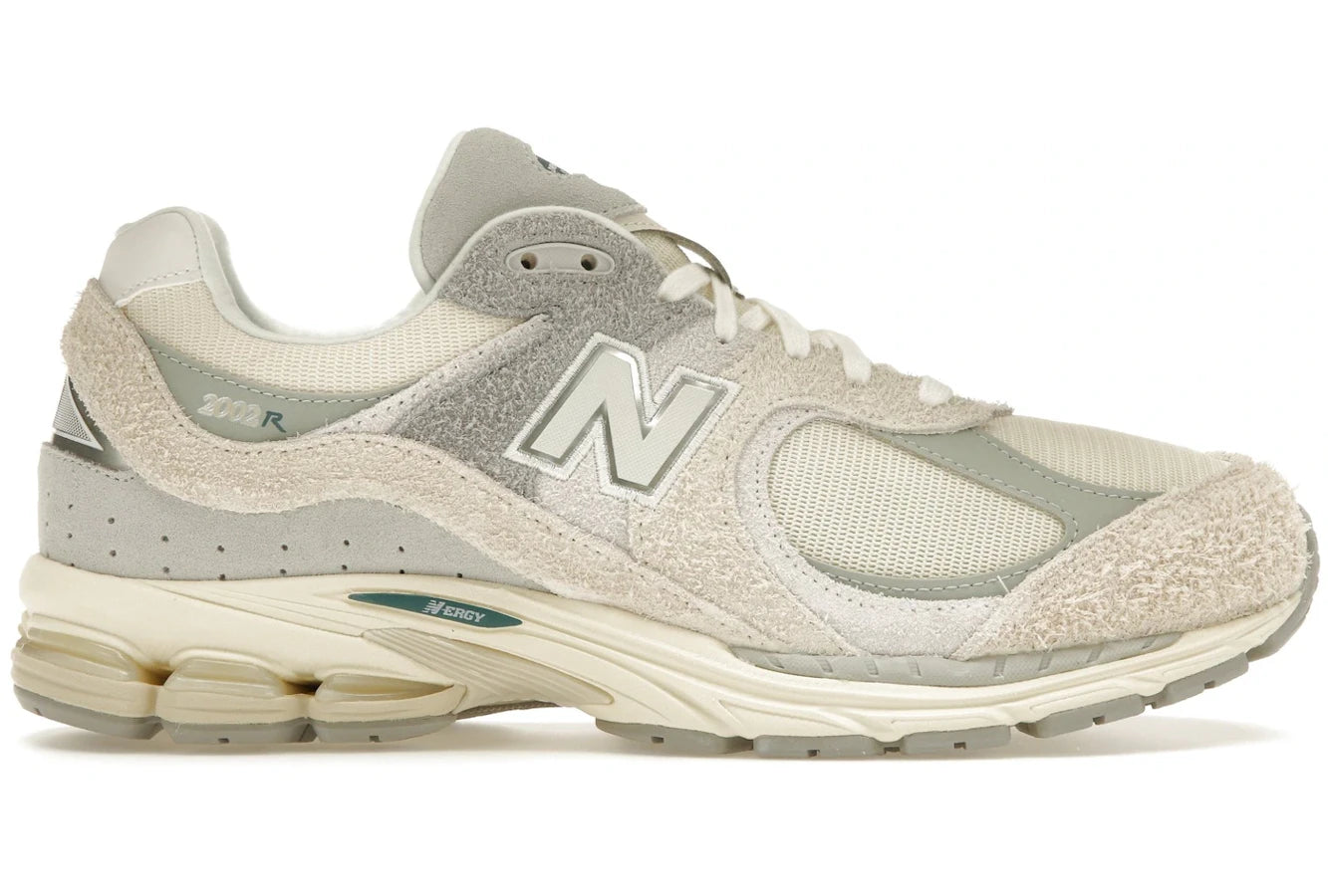 New Balance 2002R Linen