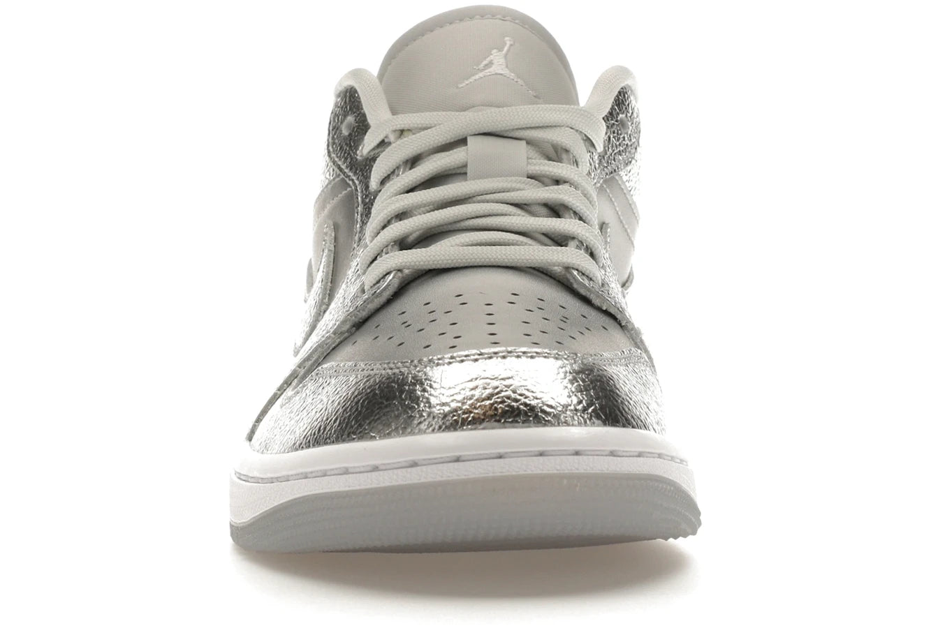 Air Jordan 1 Low SE Metallic Silver