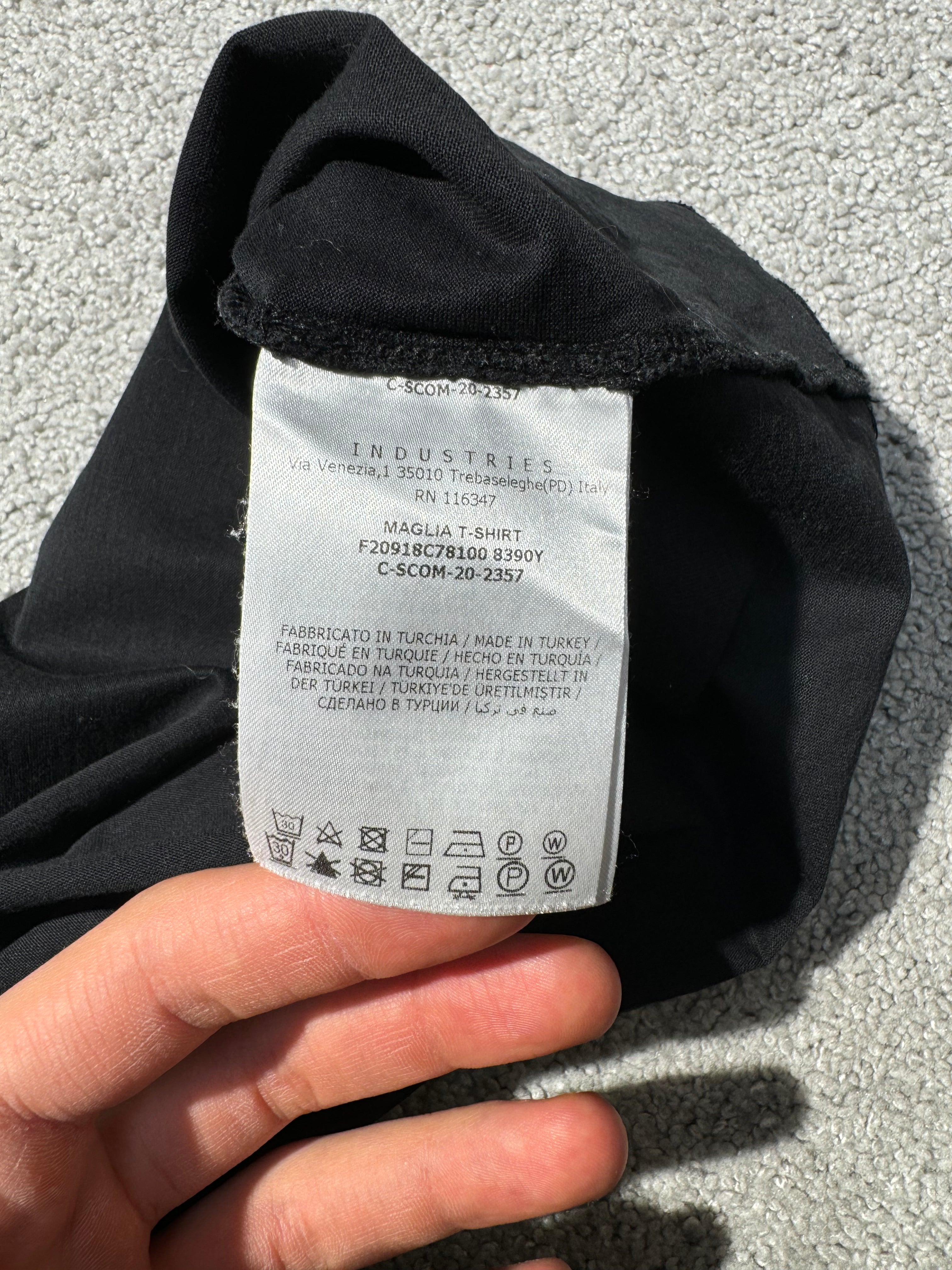 Moncler T-Paita (Fittaa M)