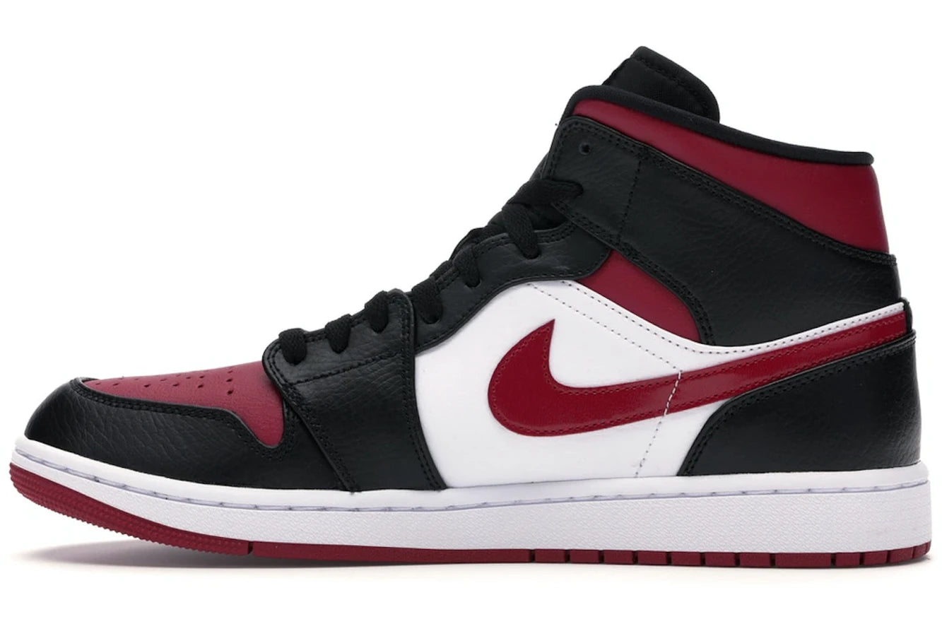 Air Jordan 1 Mid Bred Toe