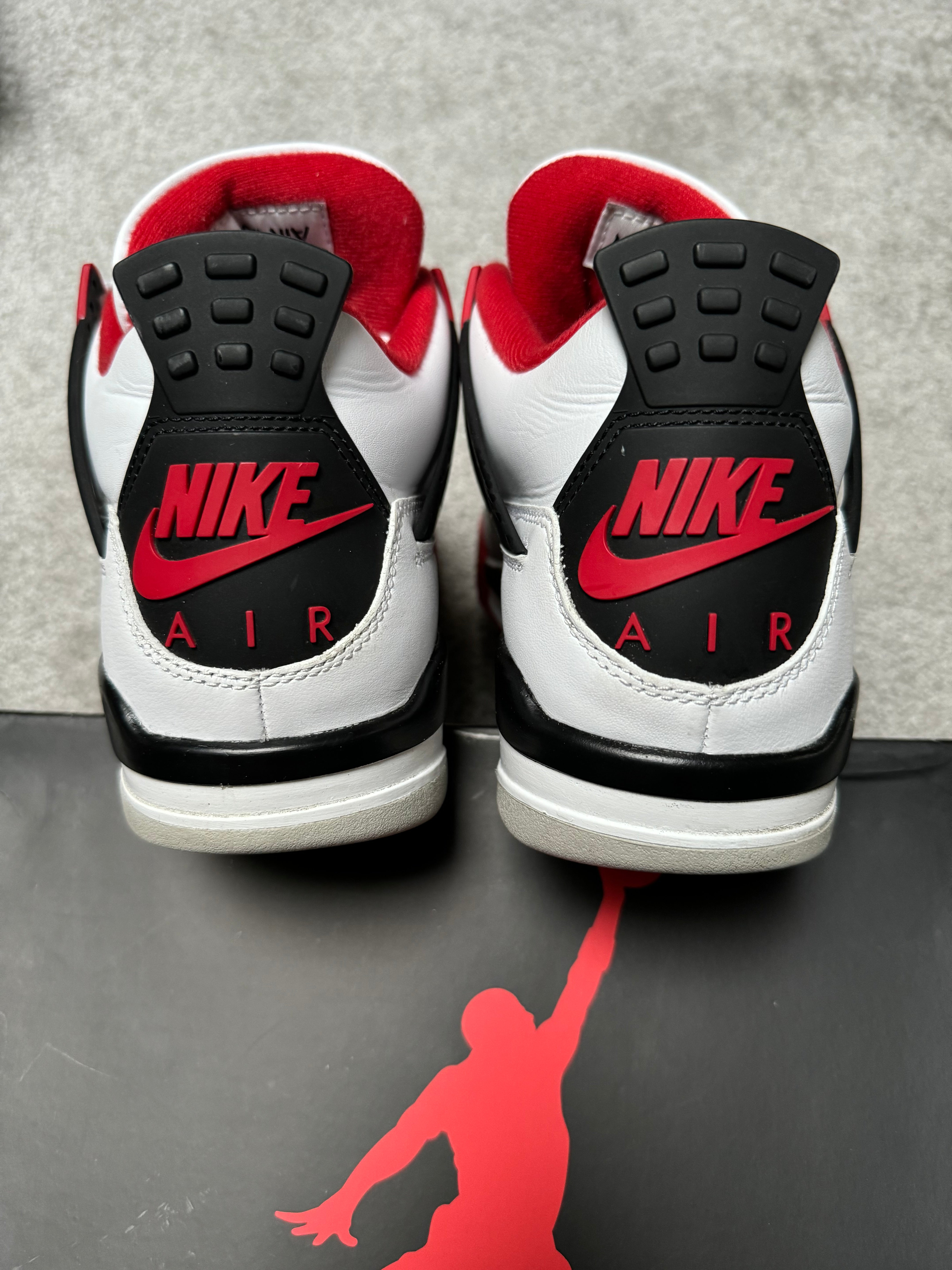 Jordan 4 Fire Red (EU 42)