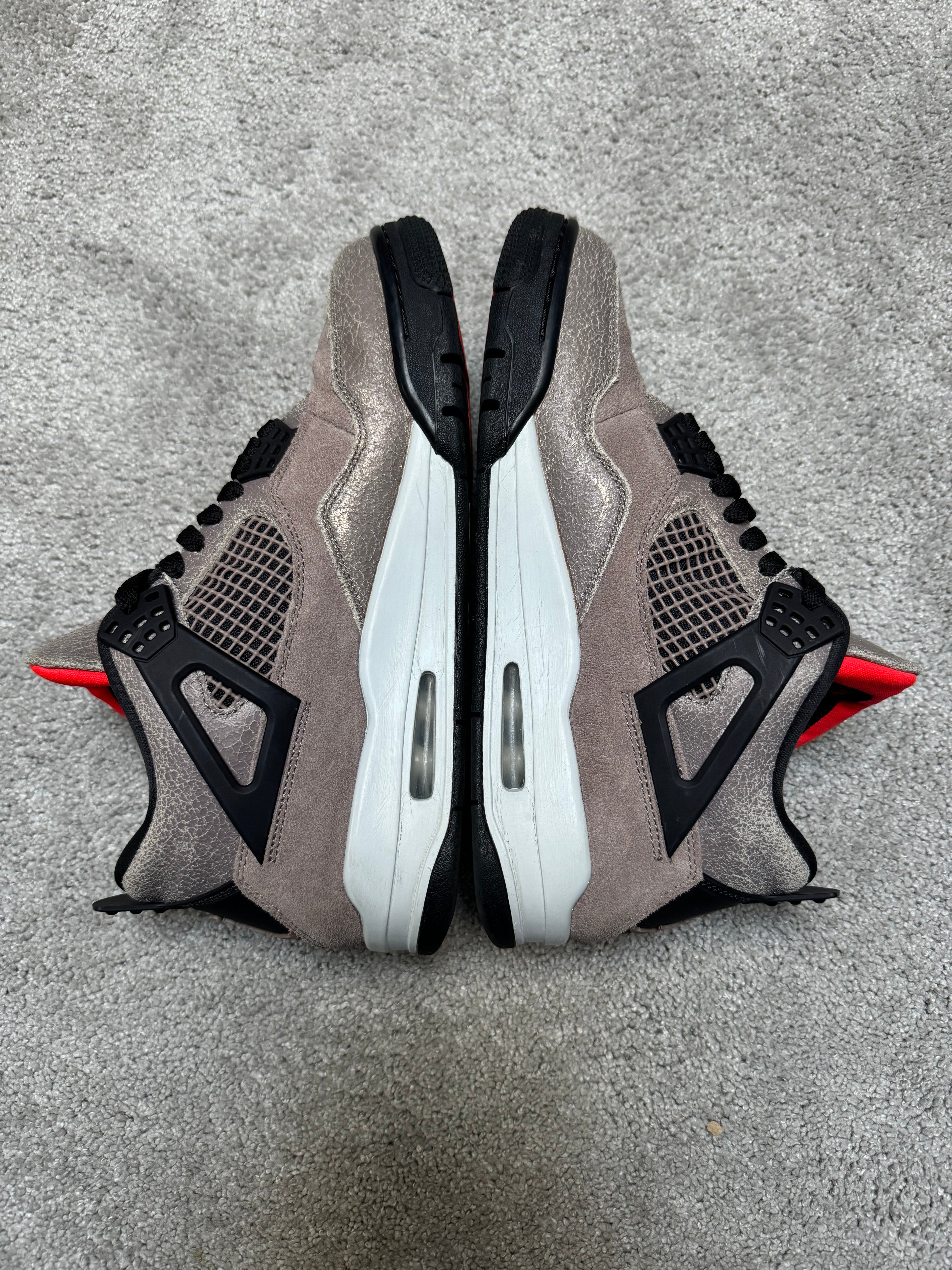 Jordan 4 Taupe Hauze (EU 42)