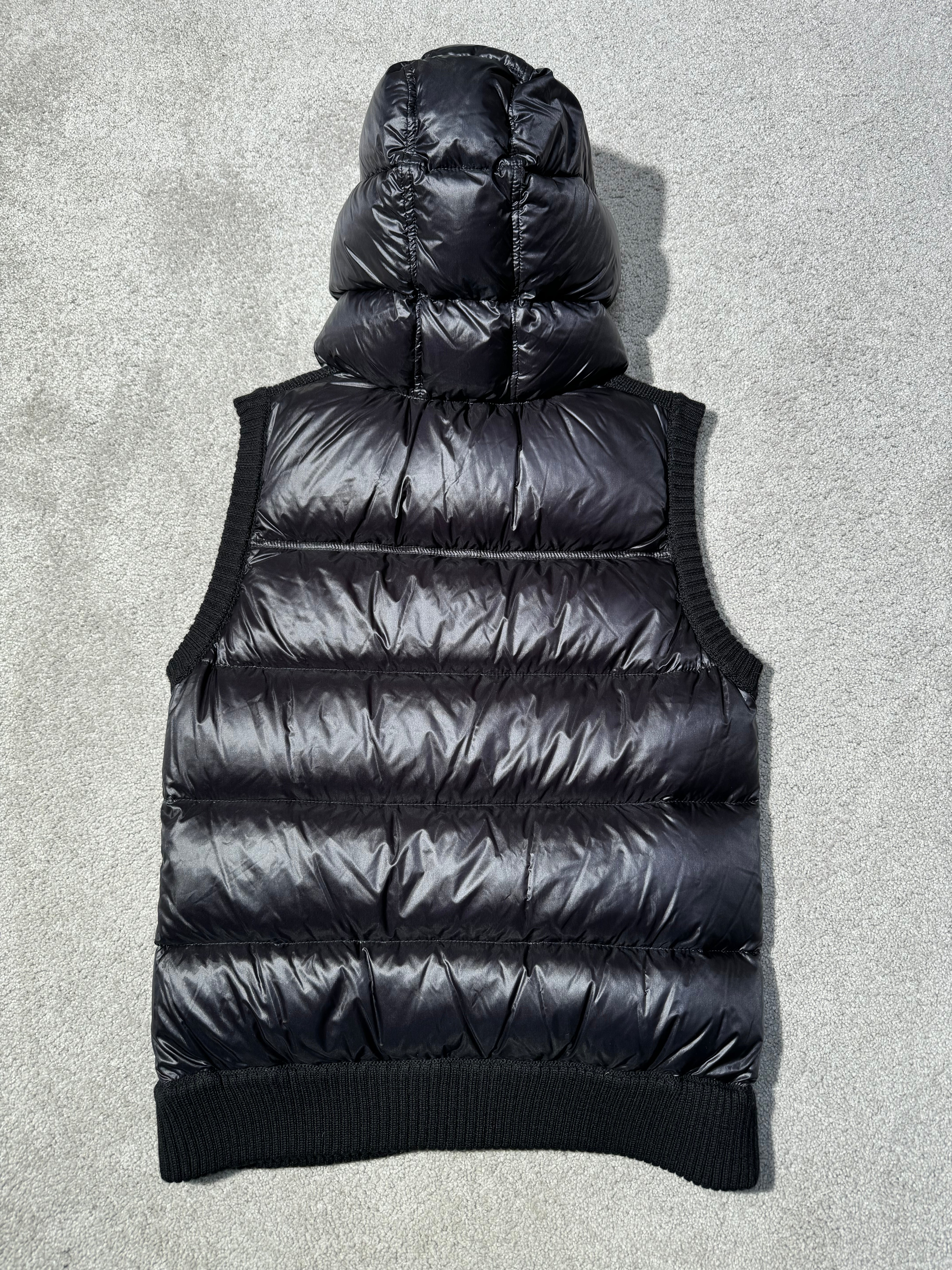Moncler Liivi (Fittaa S)