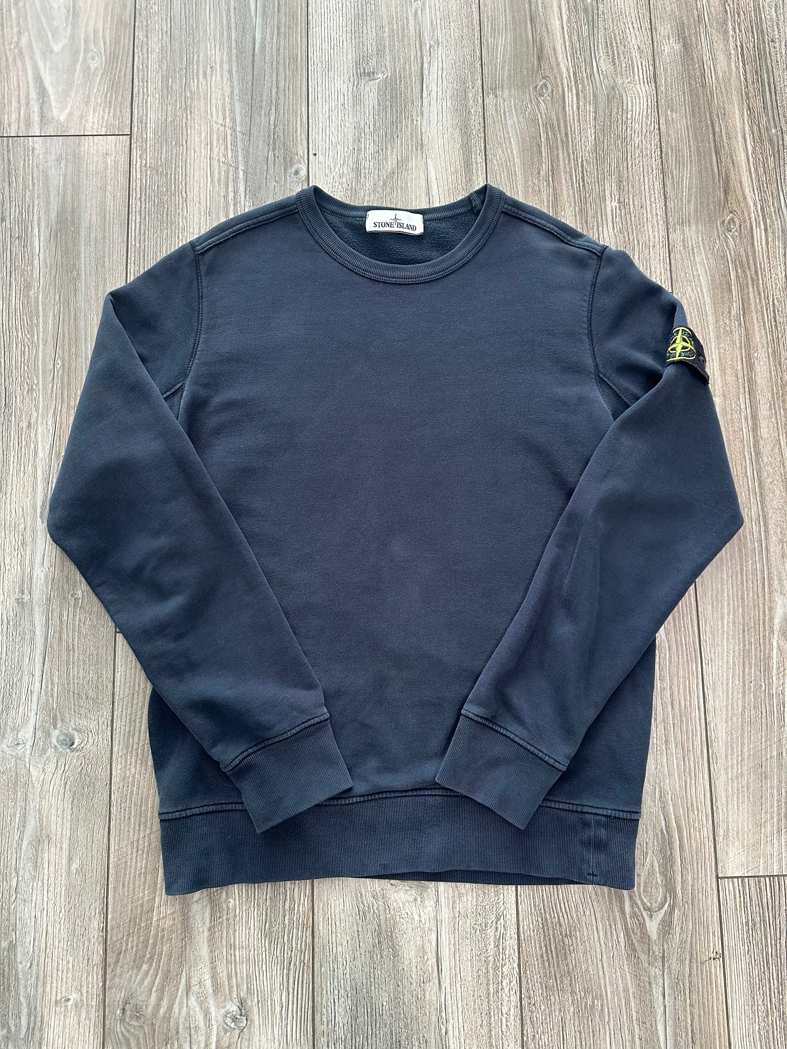 Stone Island Sweater (Fittaa M)