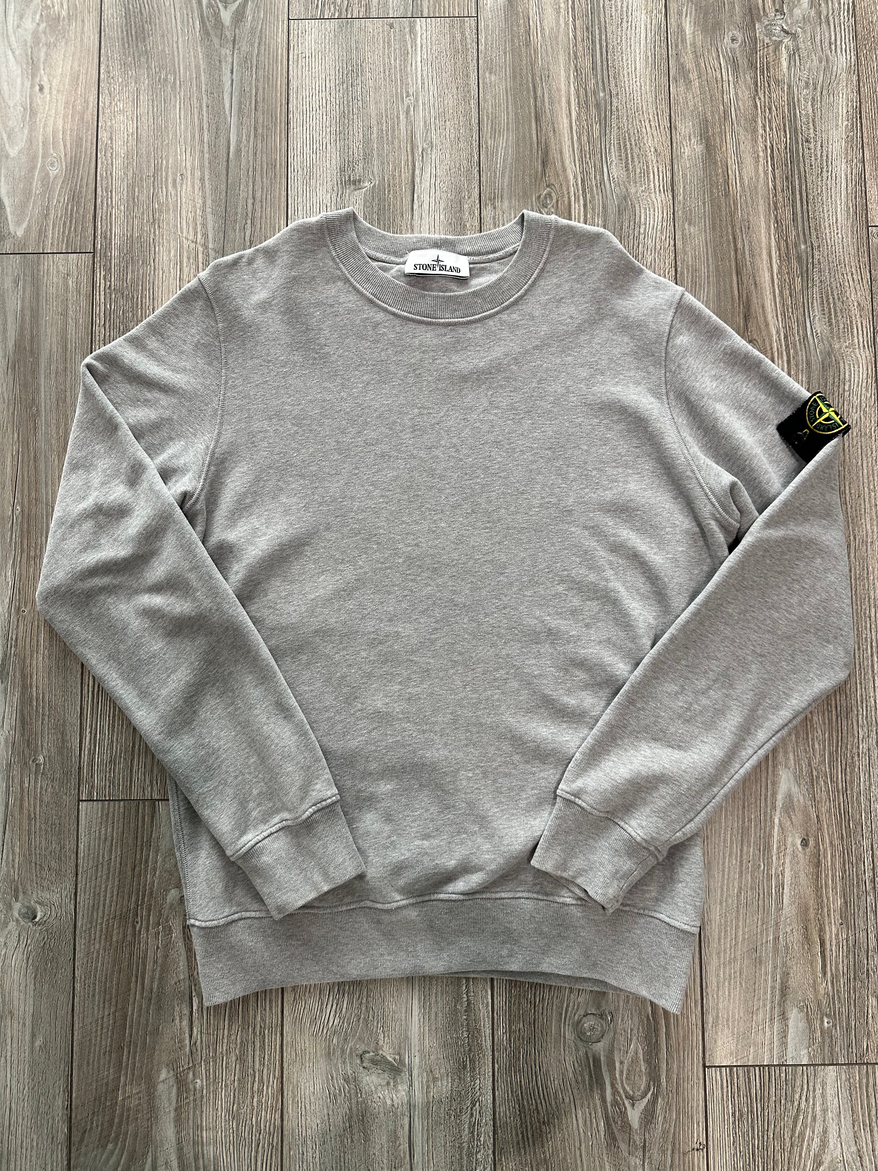 Stone Island Sweater (Fittaa L)