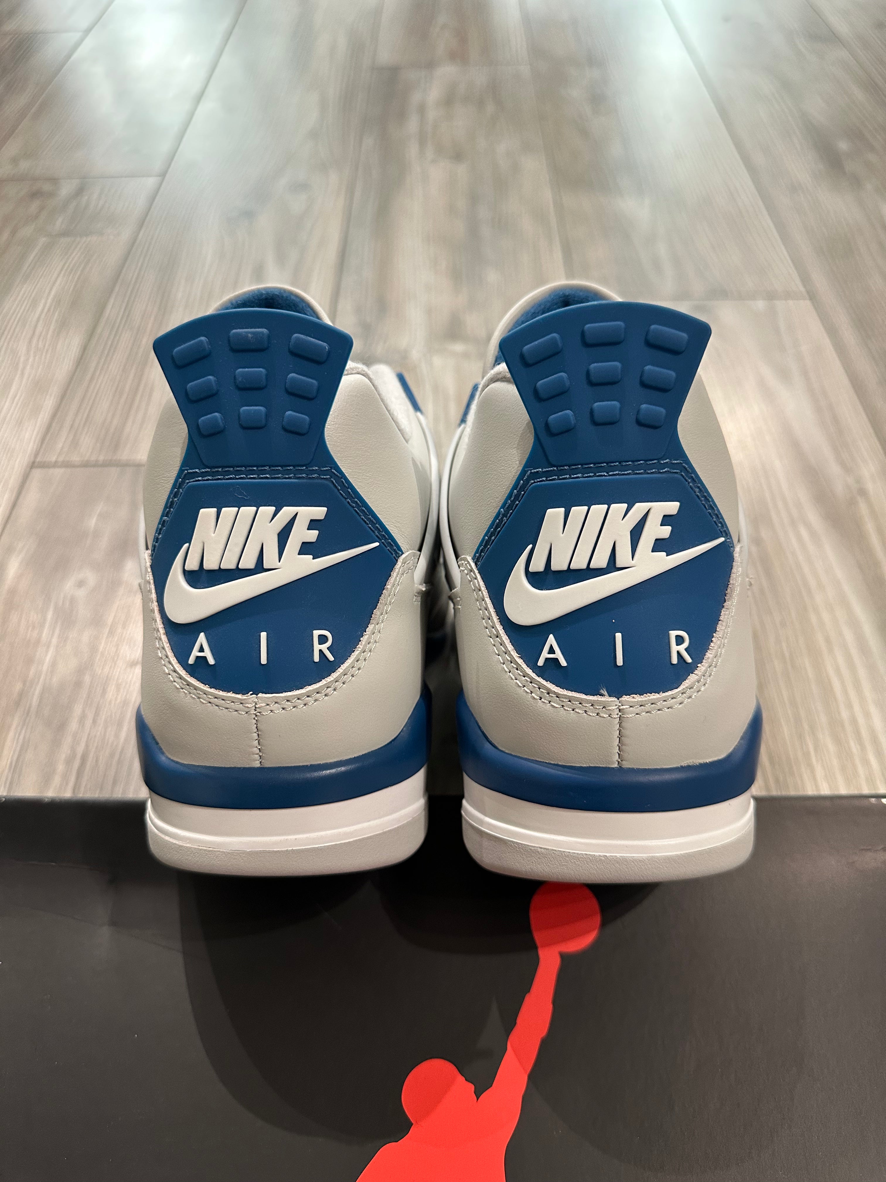 Jordan 4 Military Blue (EU 44)