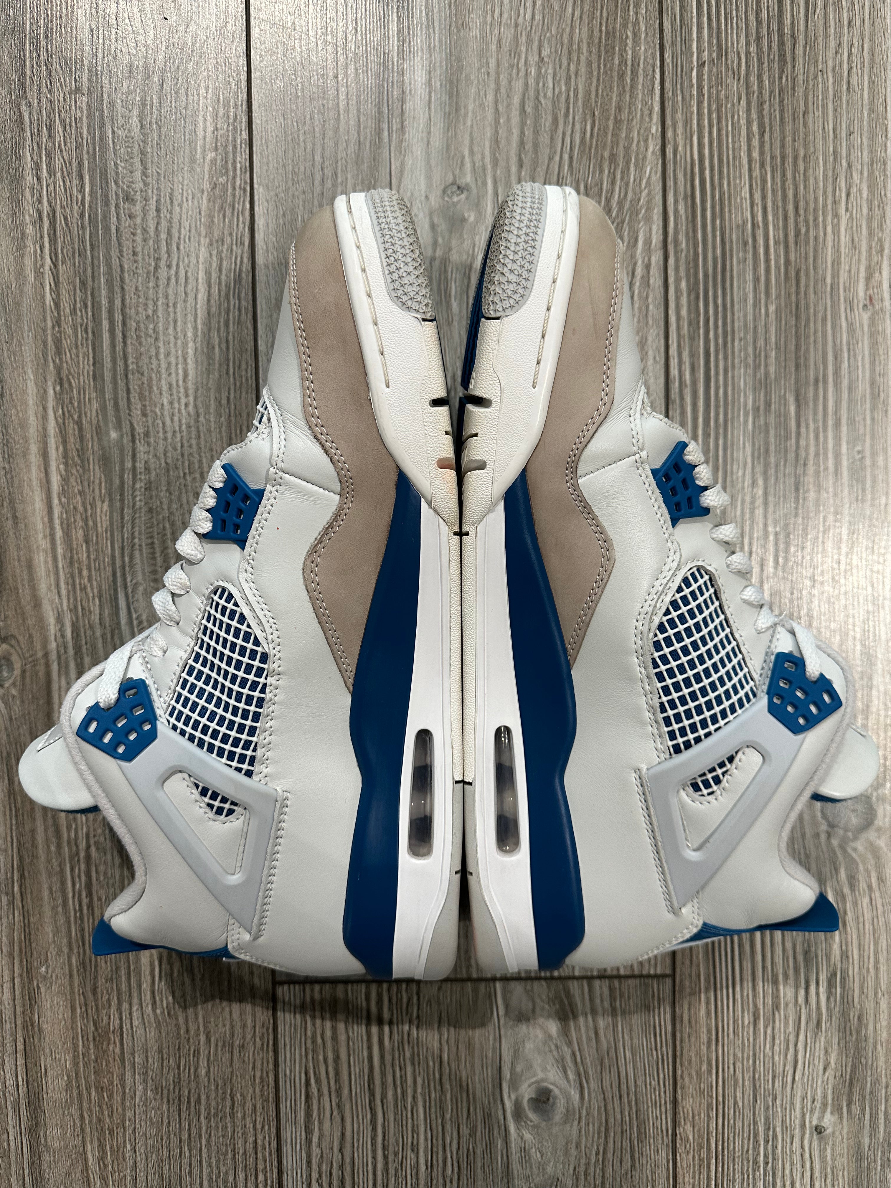 Jordan 4 MIlitary Blue (EU 45.5)