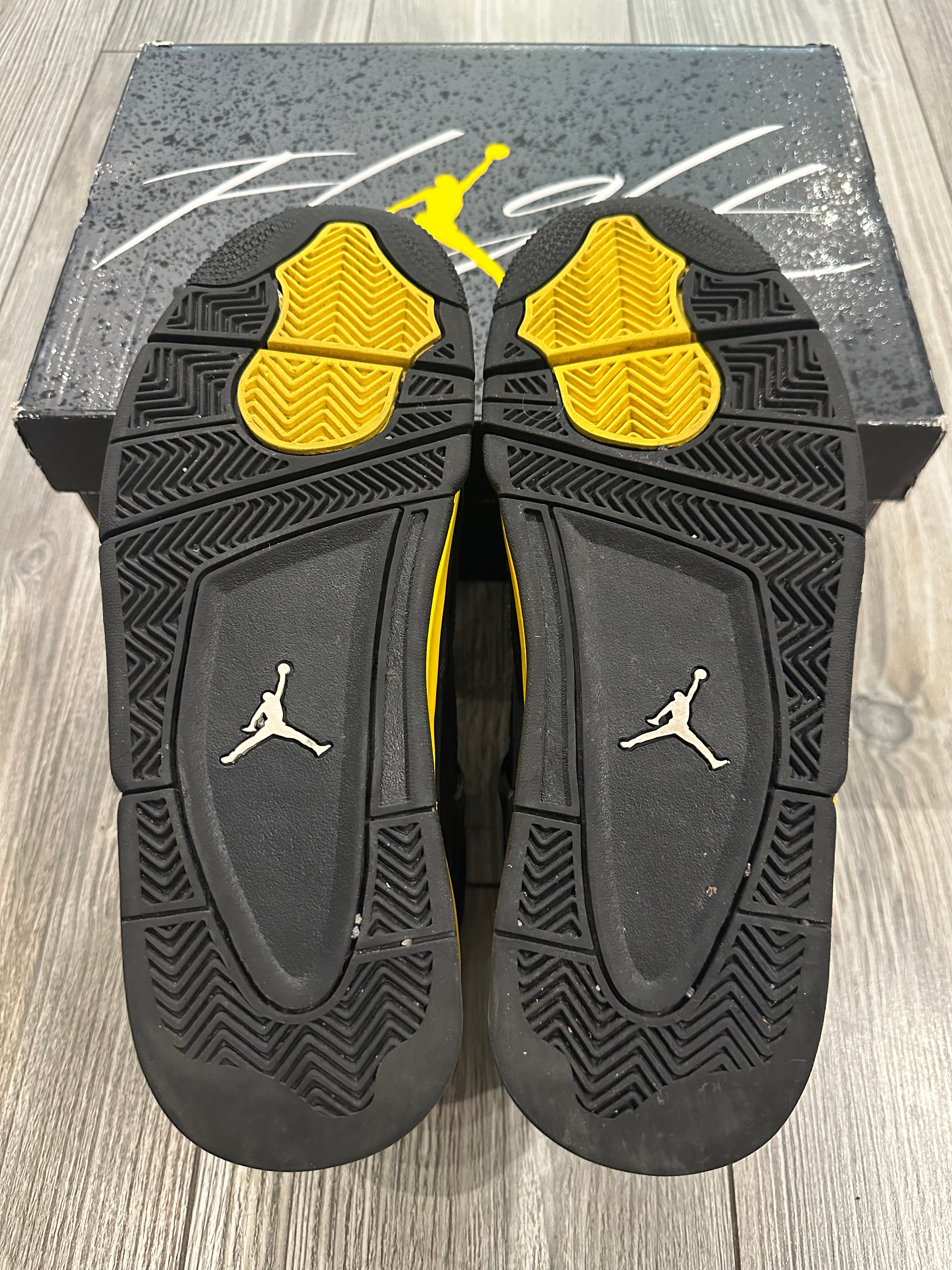 Jordan 4 Thunder (EU 42.5)