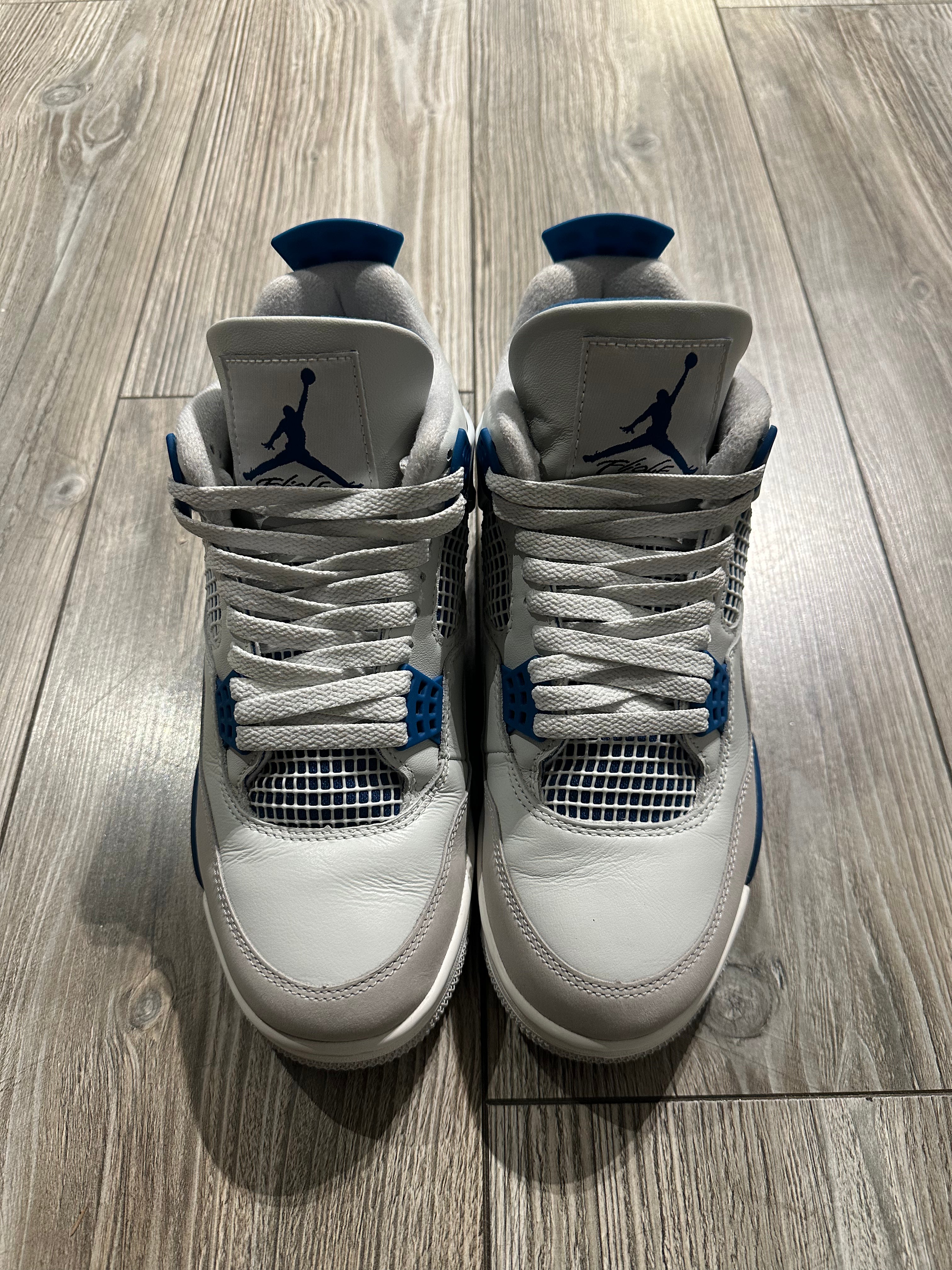 Jordan 4 Military Blue (EU42.5)