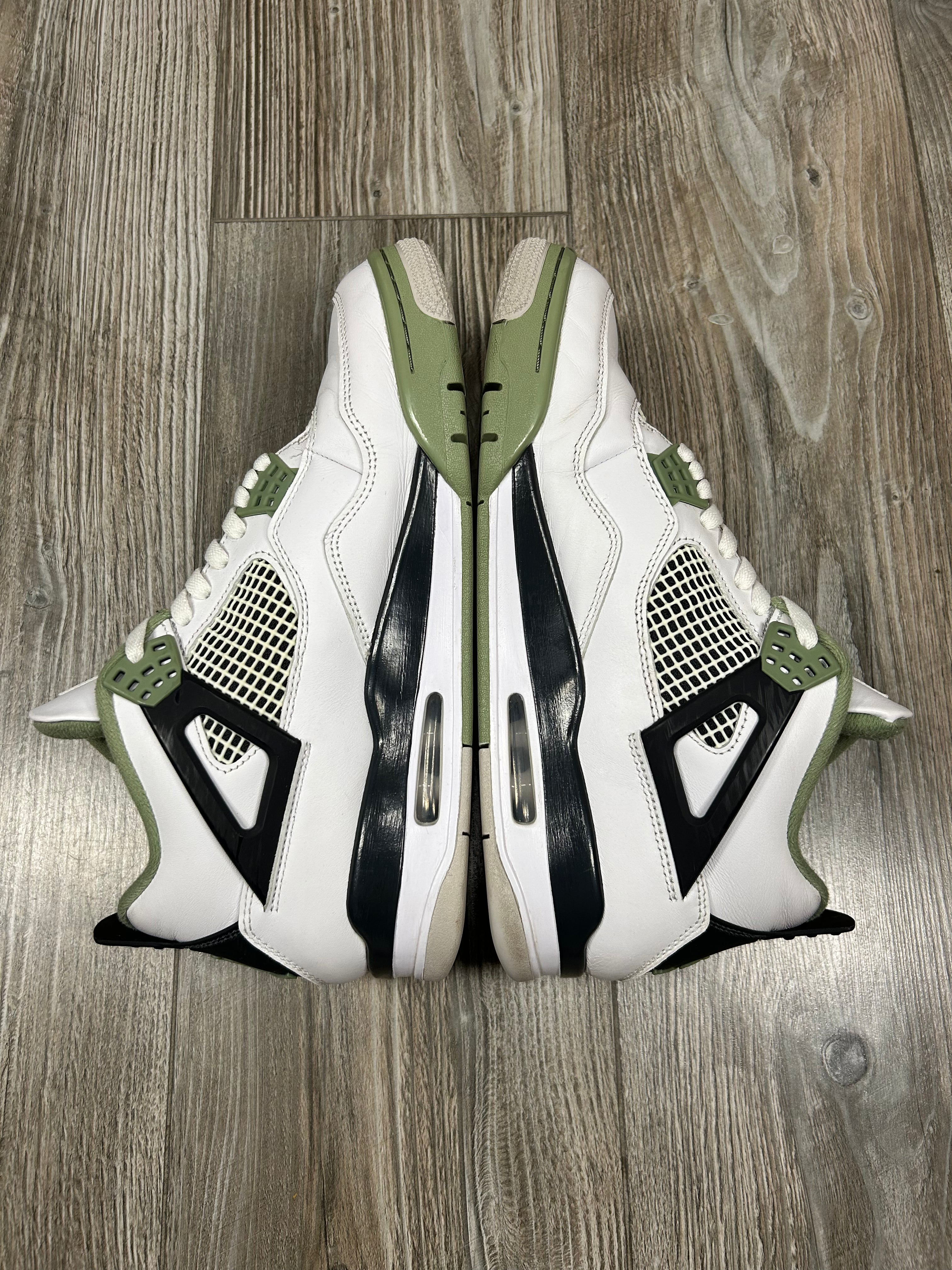 Jordan 4 Retro Seafoam (EU 44.5)