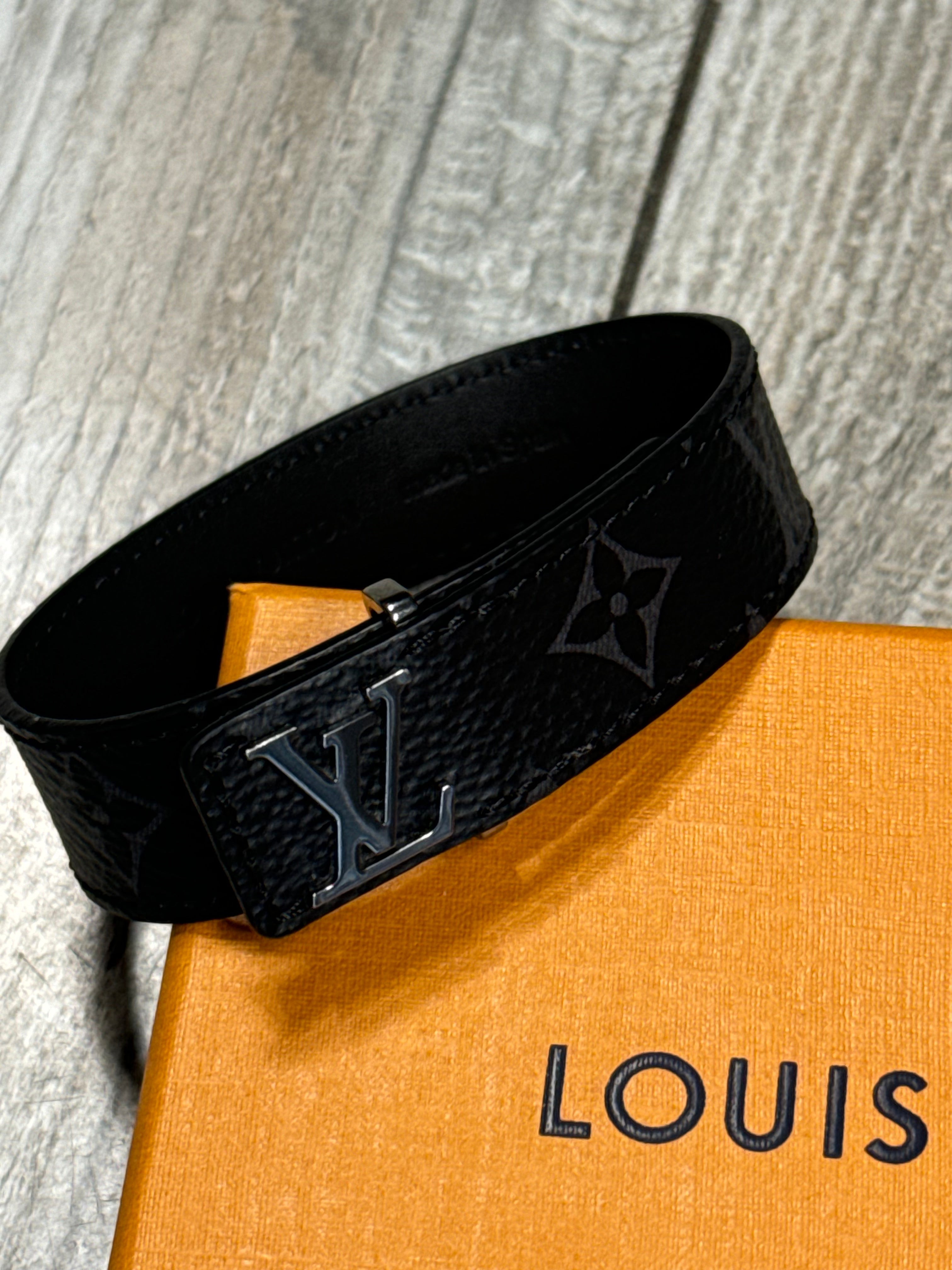Louis Vuitton Bracelet (Onesize)