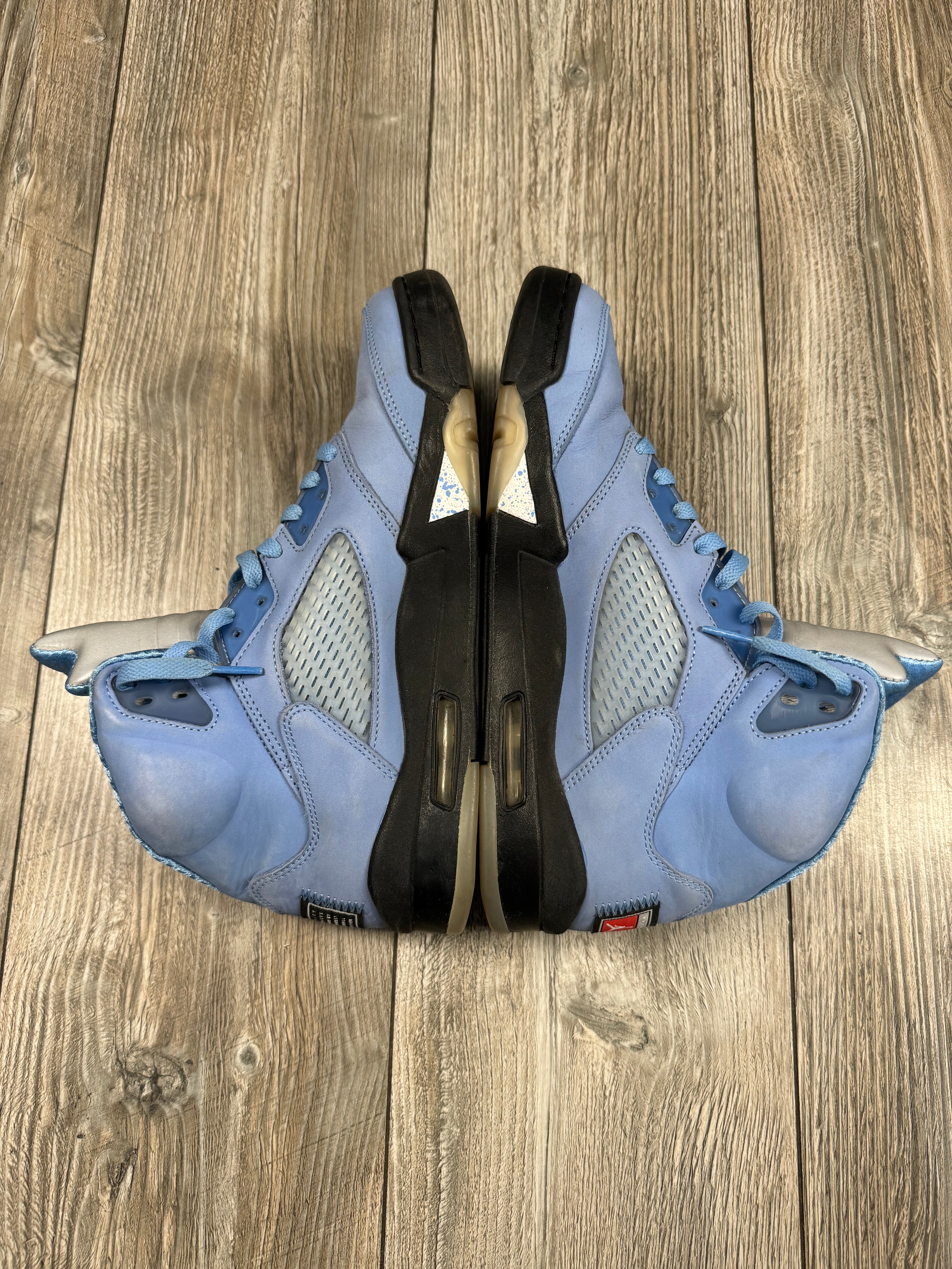 Jordan 5 Retro UNC University Blue (EU 44)