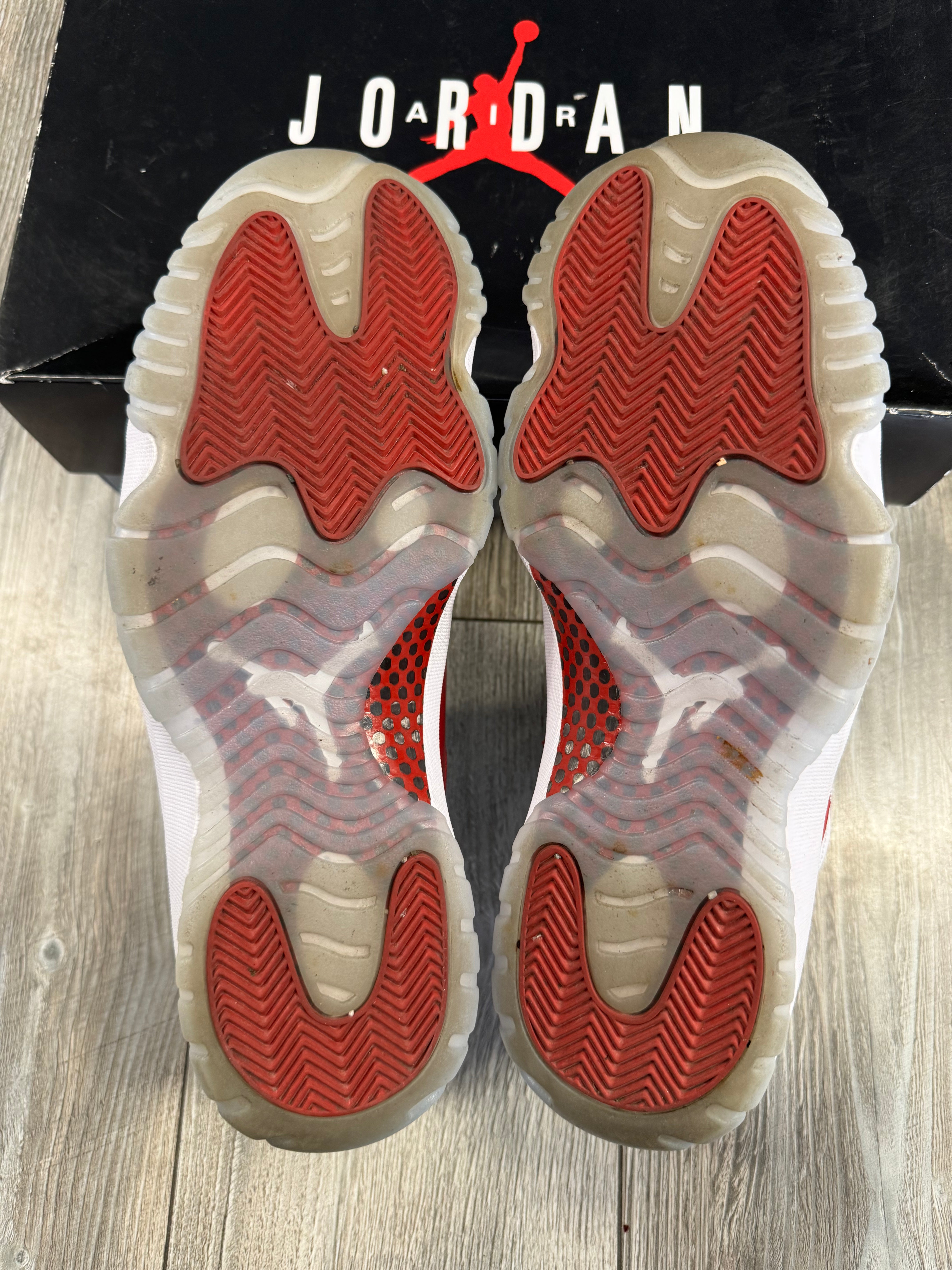 Jordan 11 Cherry (EU 46)