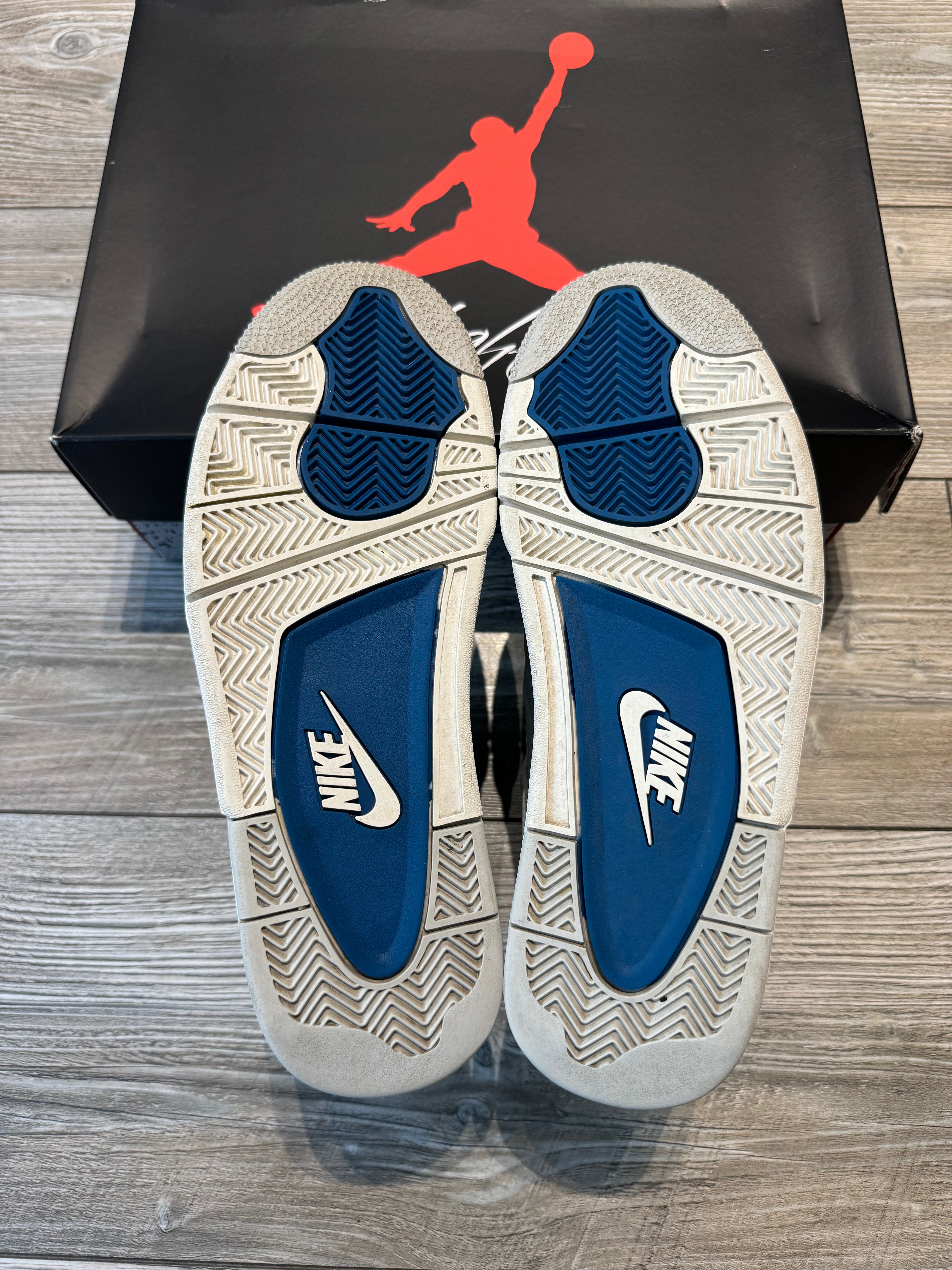 Jordan 4 Military Blue (EU 43)