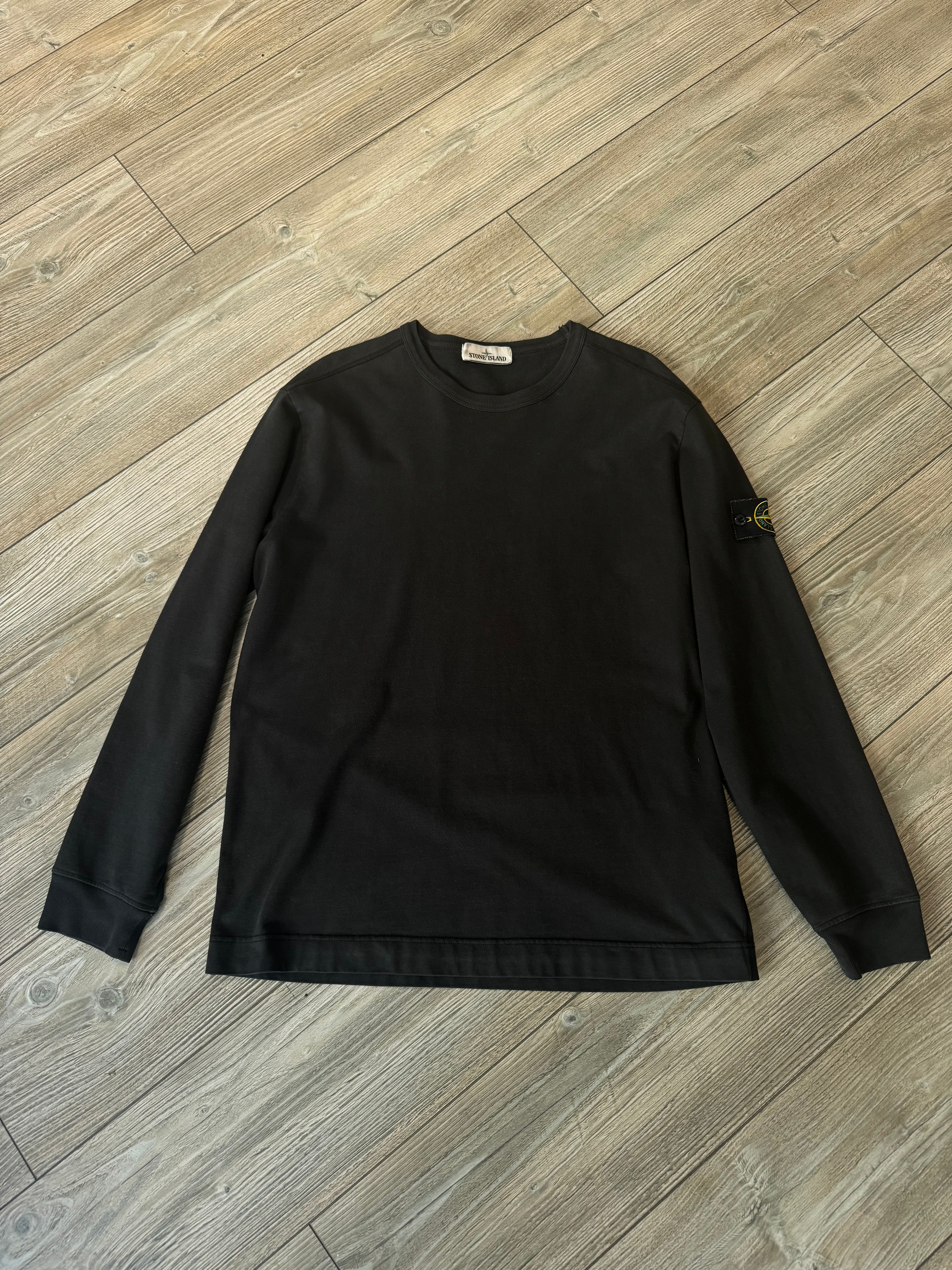 Stone Island Sweater (Fittaa L)
