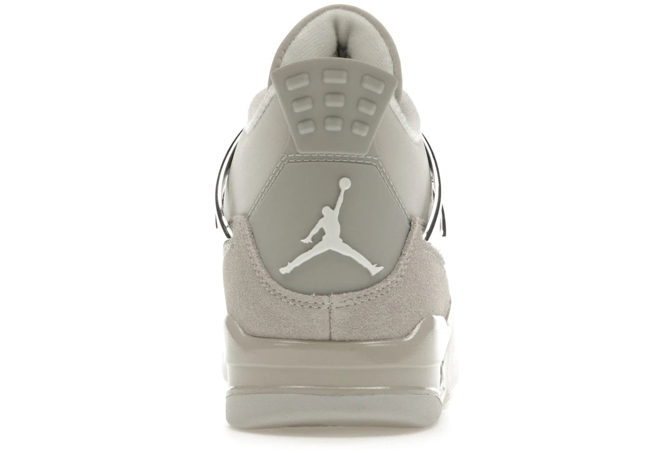 Air Jordan 4 Retro Frozen Moments