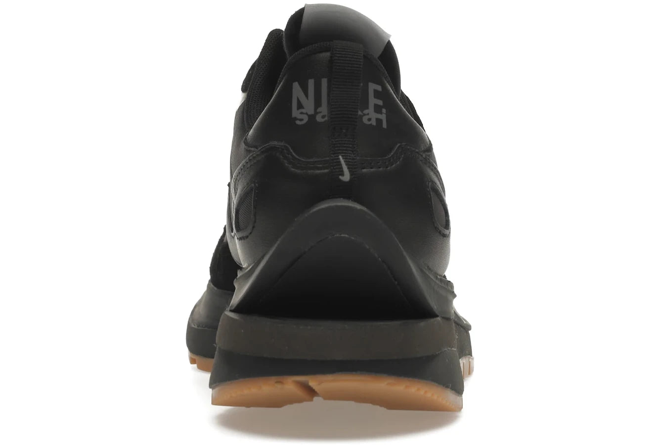 Nike Vaporwaffle sacai Black Gum