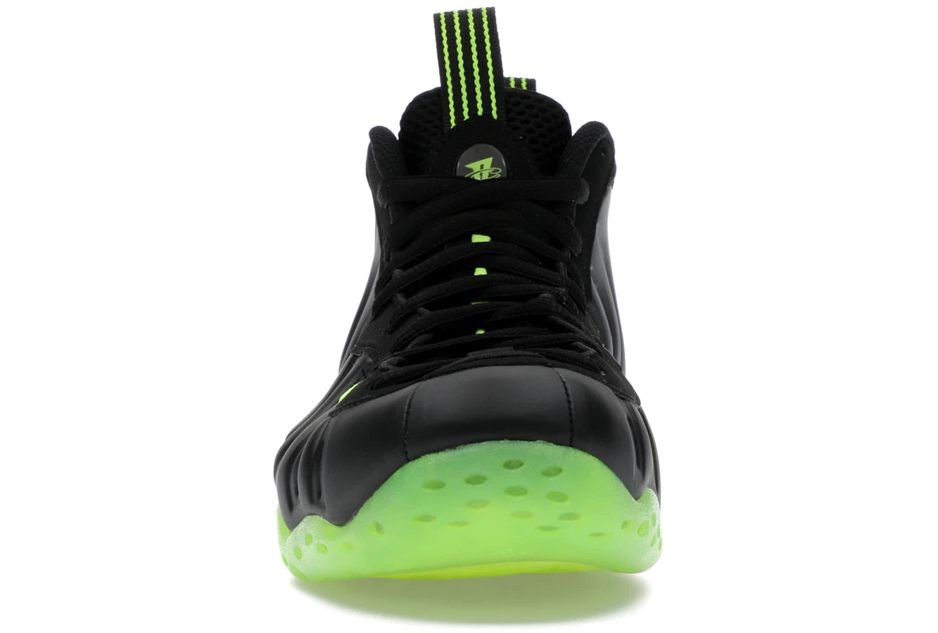 Nike Air Foamposite One Black Volt