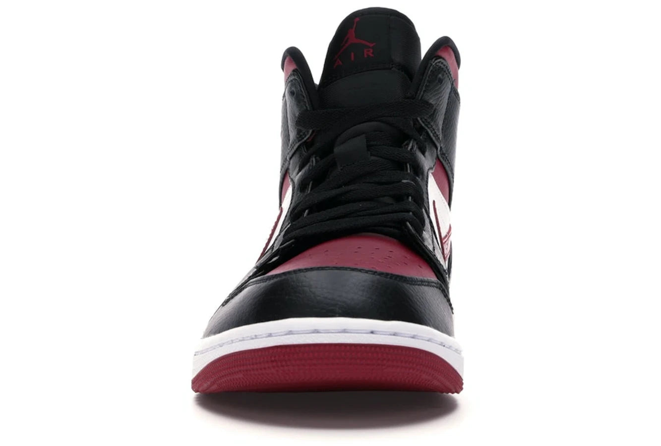 Air Jordan 1 Mid Bred Toe