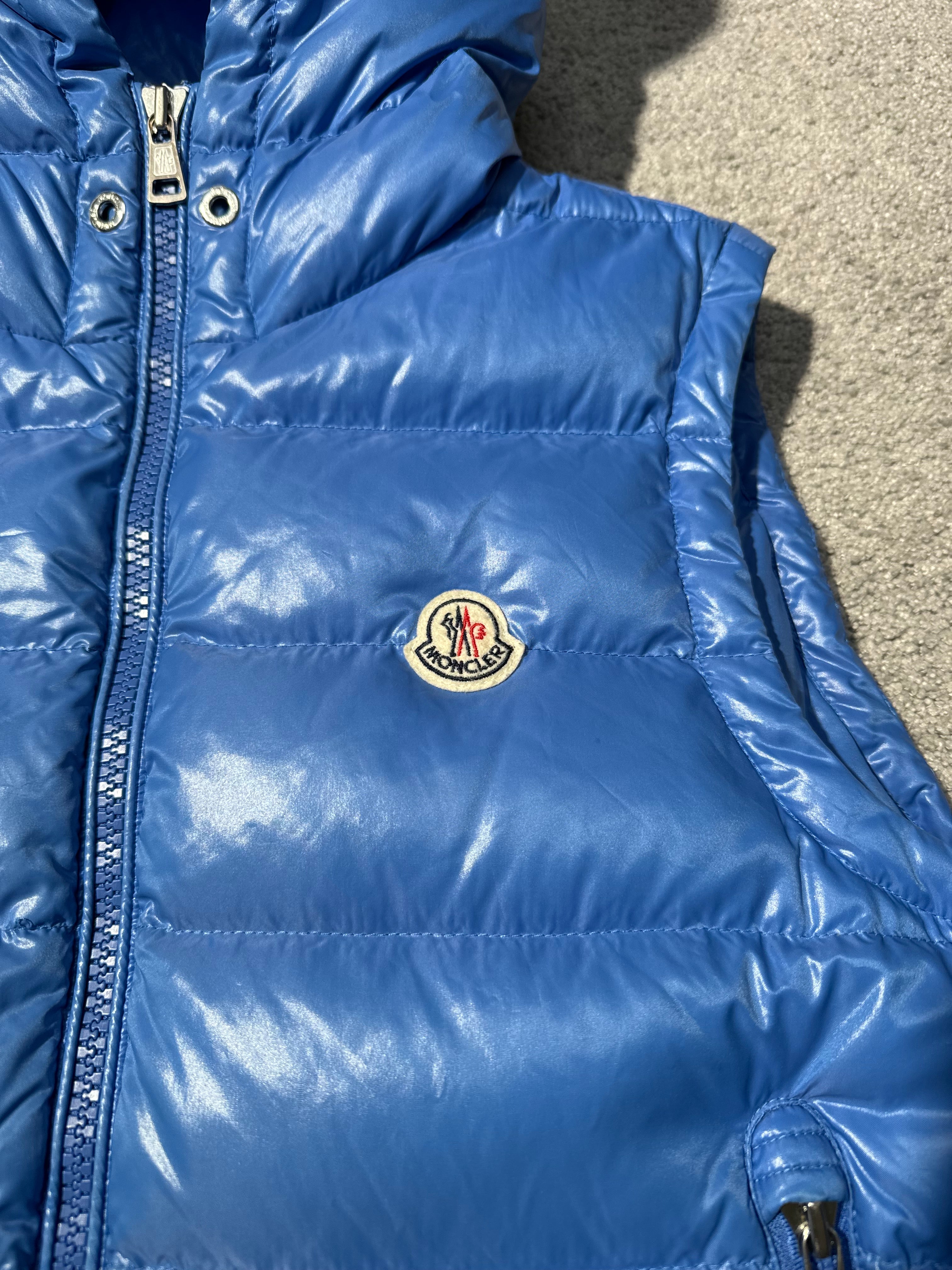 Moncler Lanoux Liivi                 (Fittaa M-L)