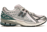 New Balance 1906R Granite Metallic Pink