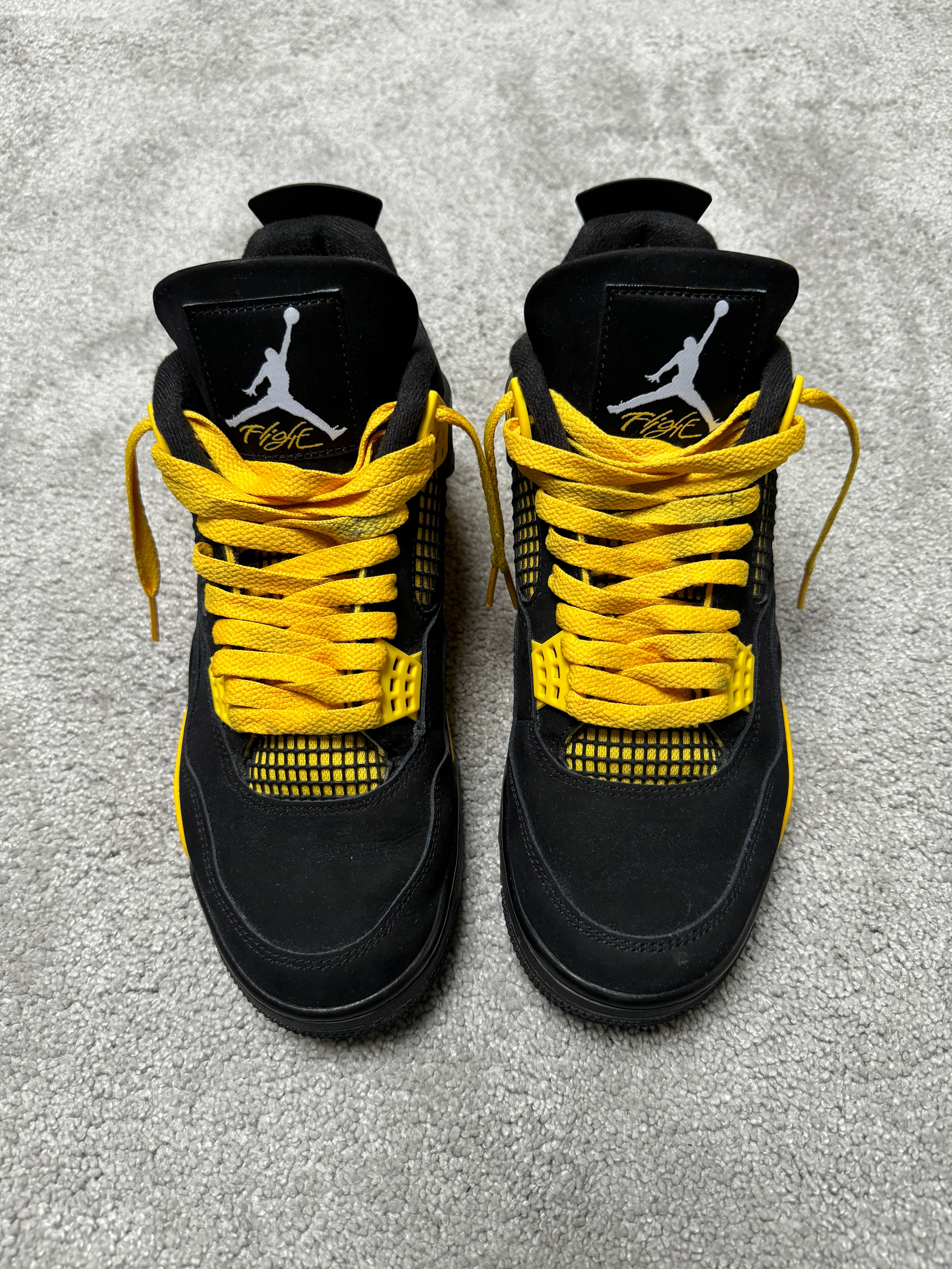 Jordan 4 Thunder (EU 42.5)