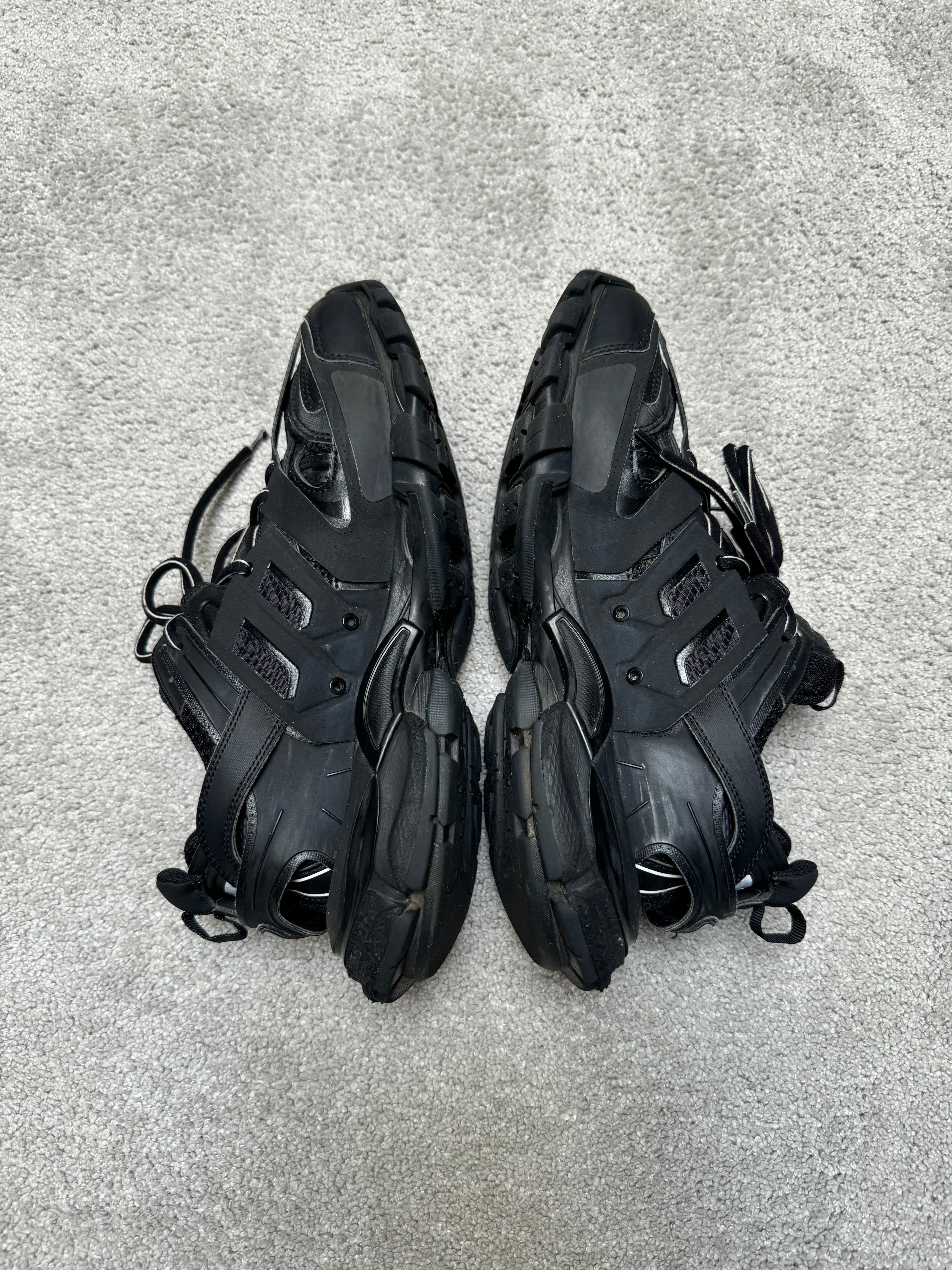 Balenciaga Track Black (EU 41)