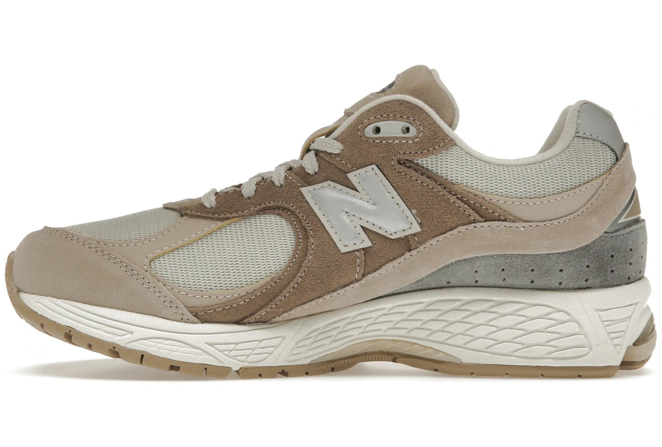 New Balance 2002R Driftwood Sandstone