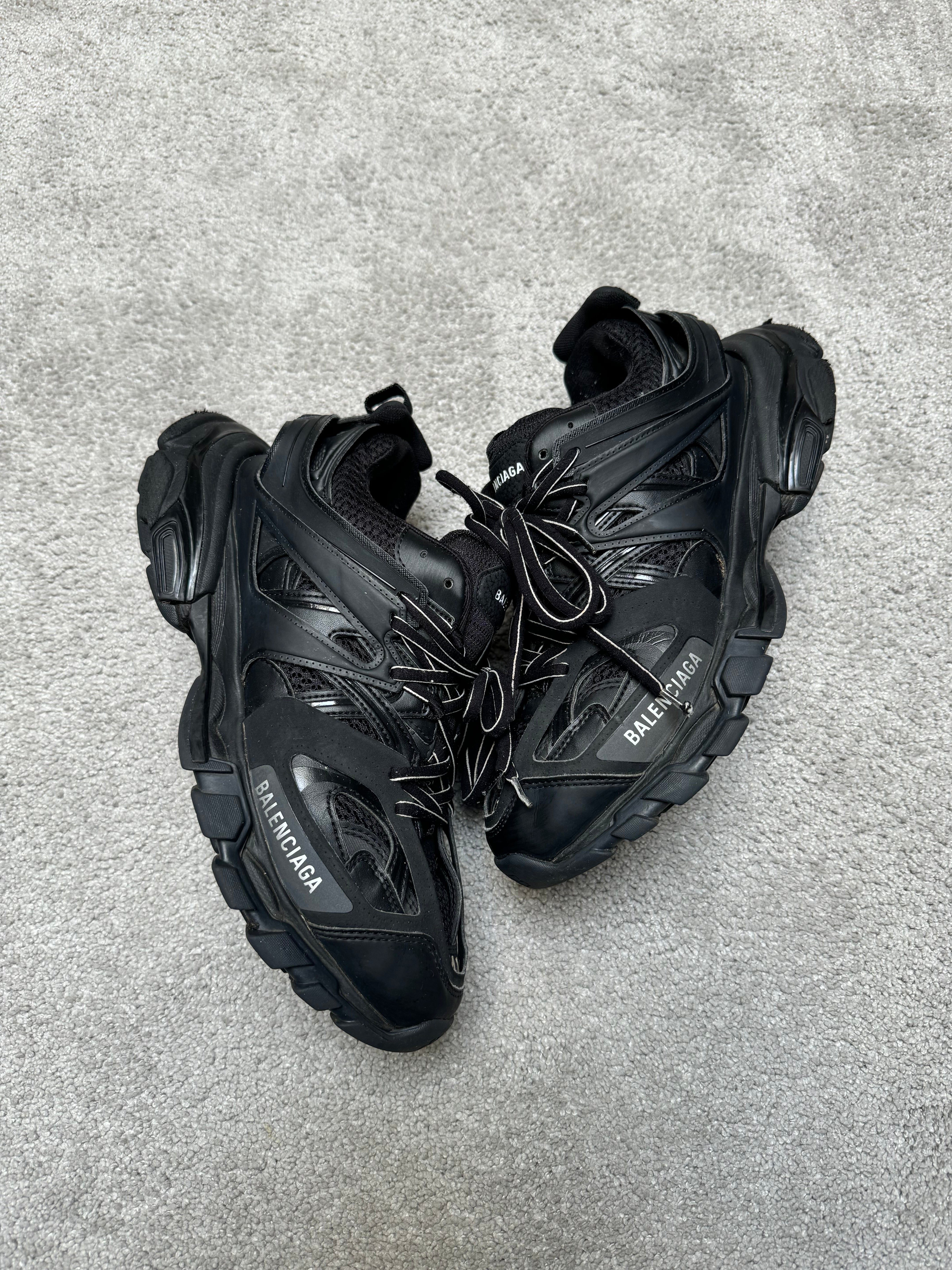 Balenciaga Track Black (EU 41)
