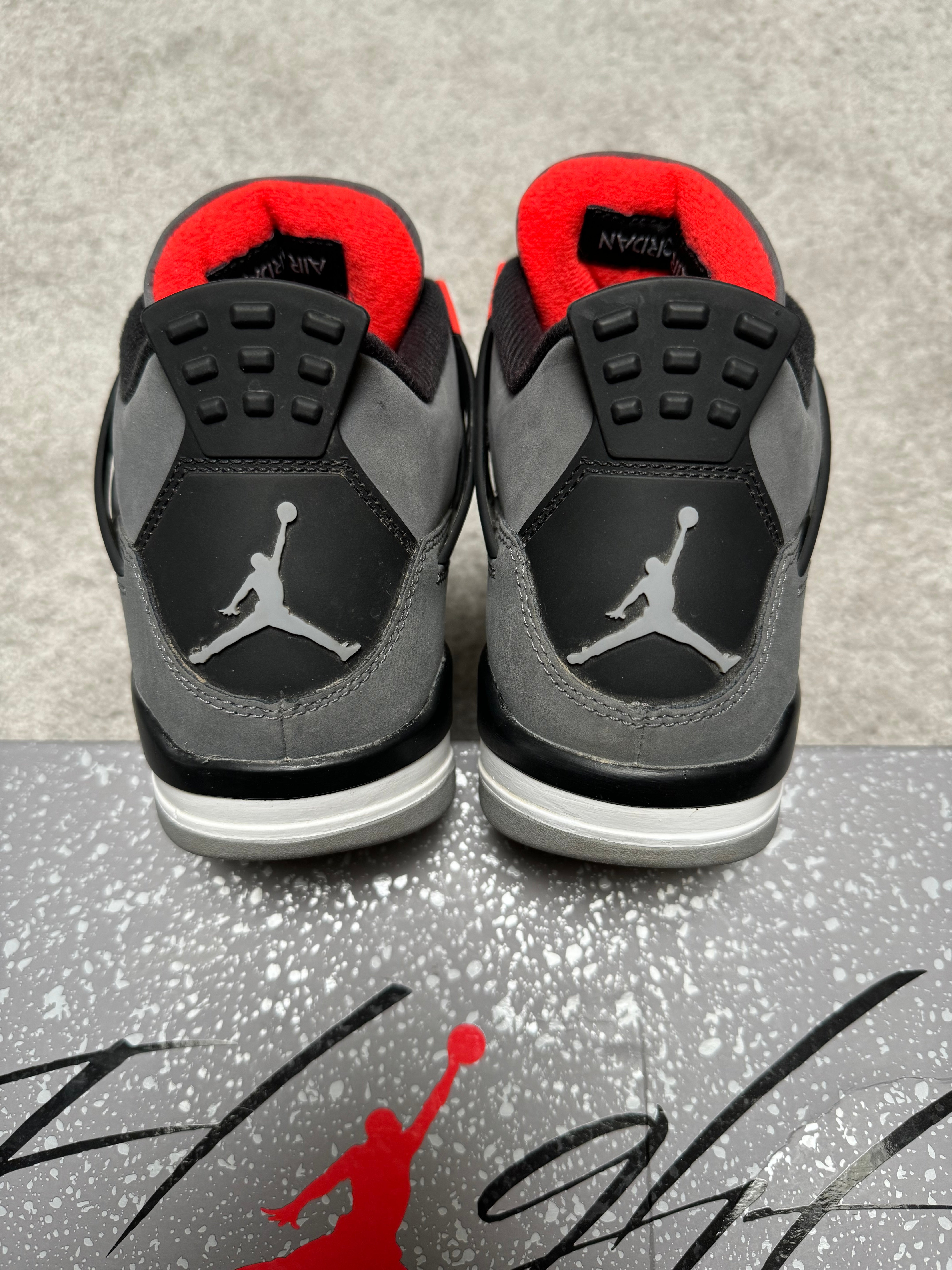 Jordan 4 Infrared (EU 41)