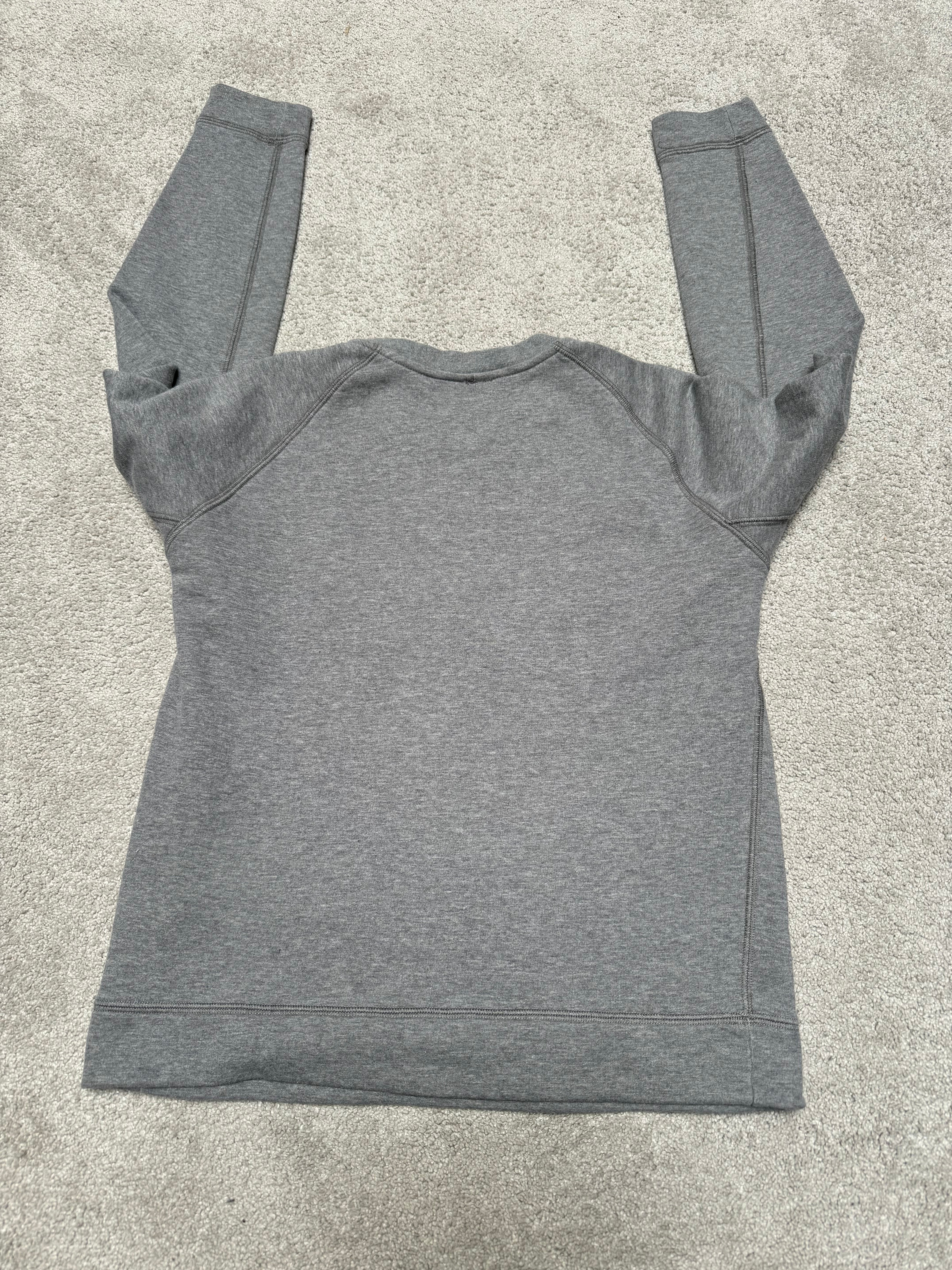 Fendi Sweater (Fit XS)