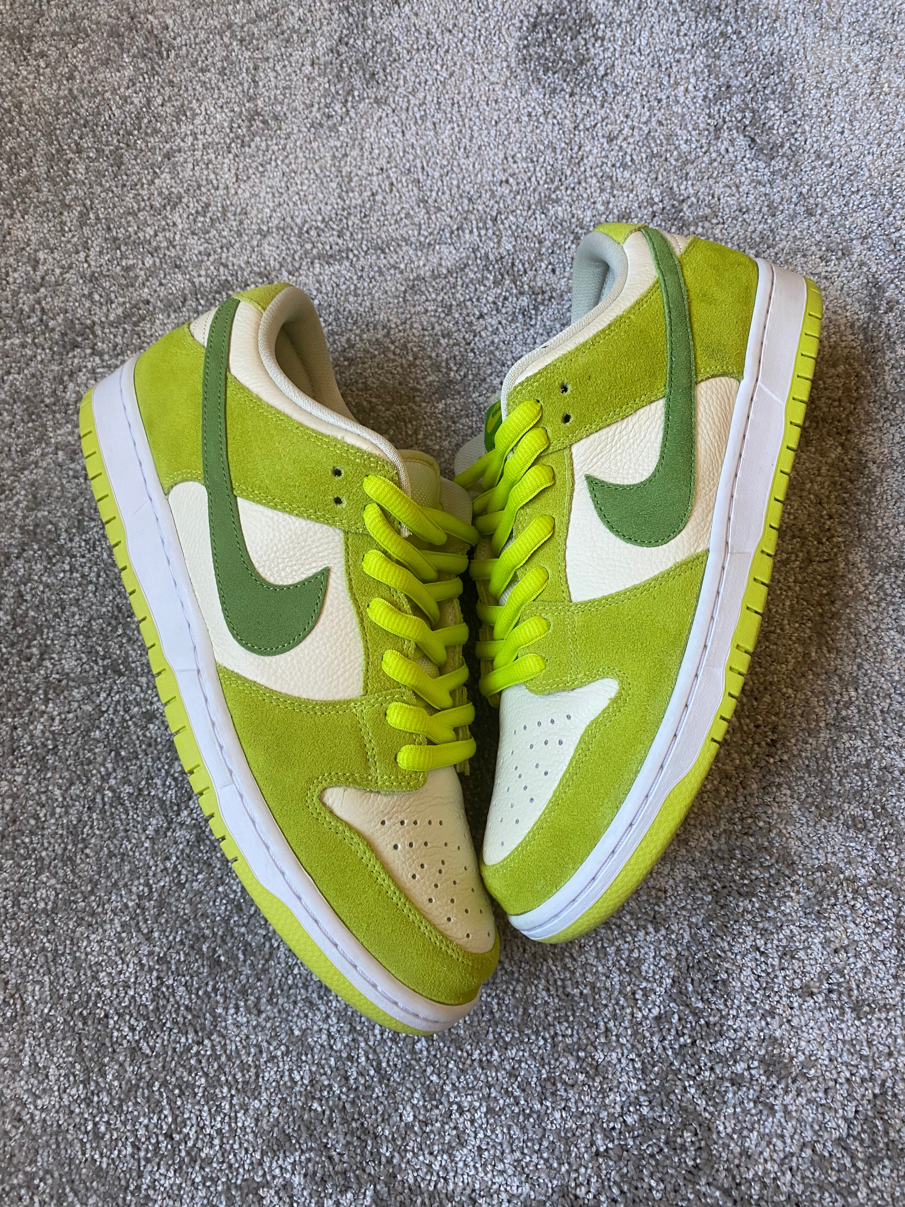Nike SB Dunk Low Green Apple (EU 44.5)