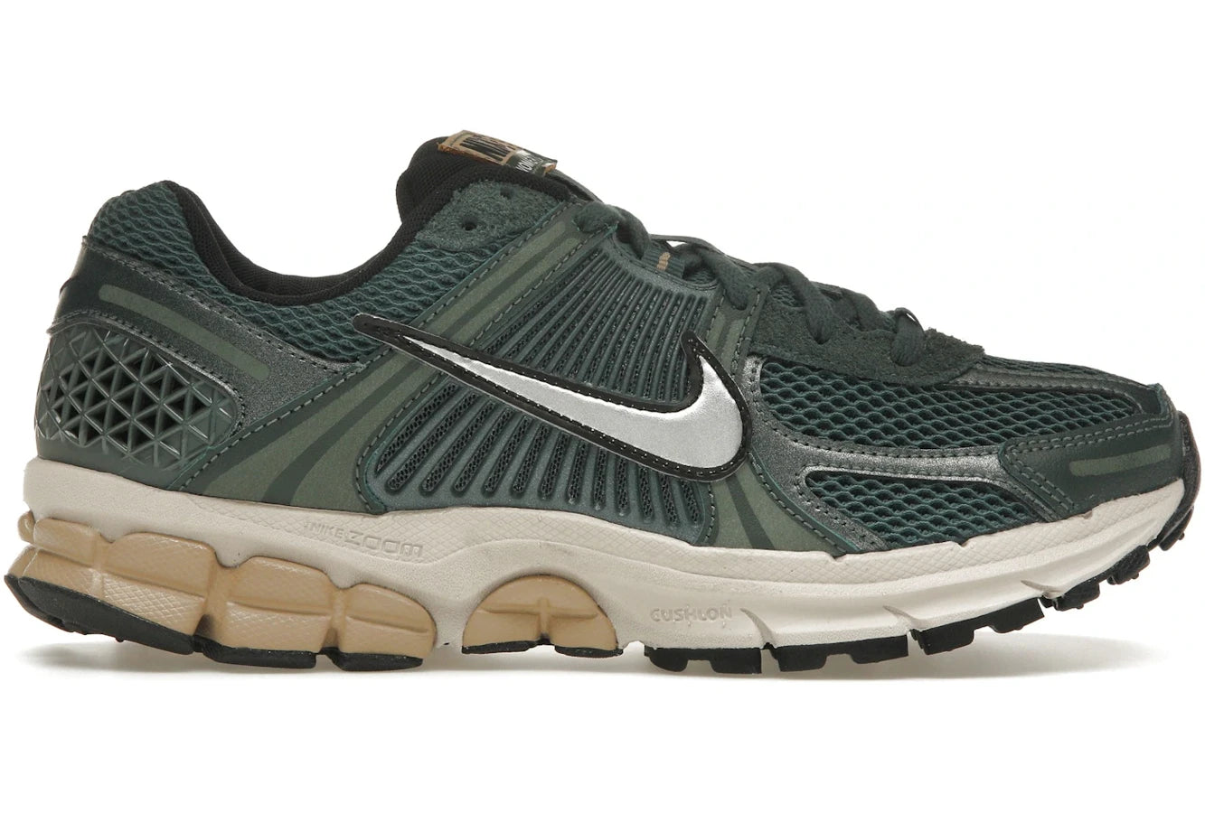 Nike Zoom Vomero 5 Vintage Green Light Orewood Brown Hemp Chrome