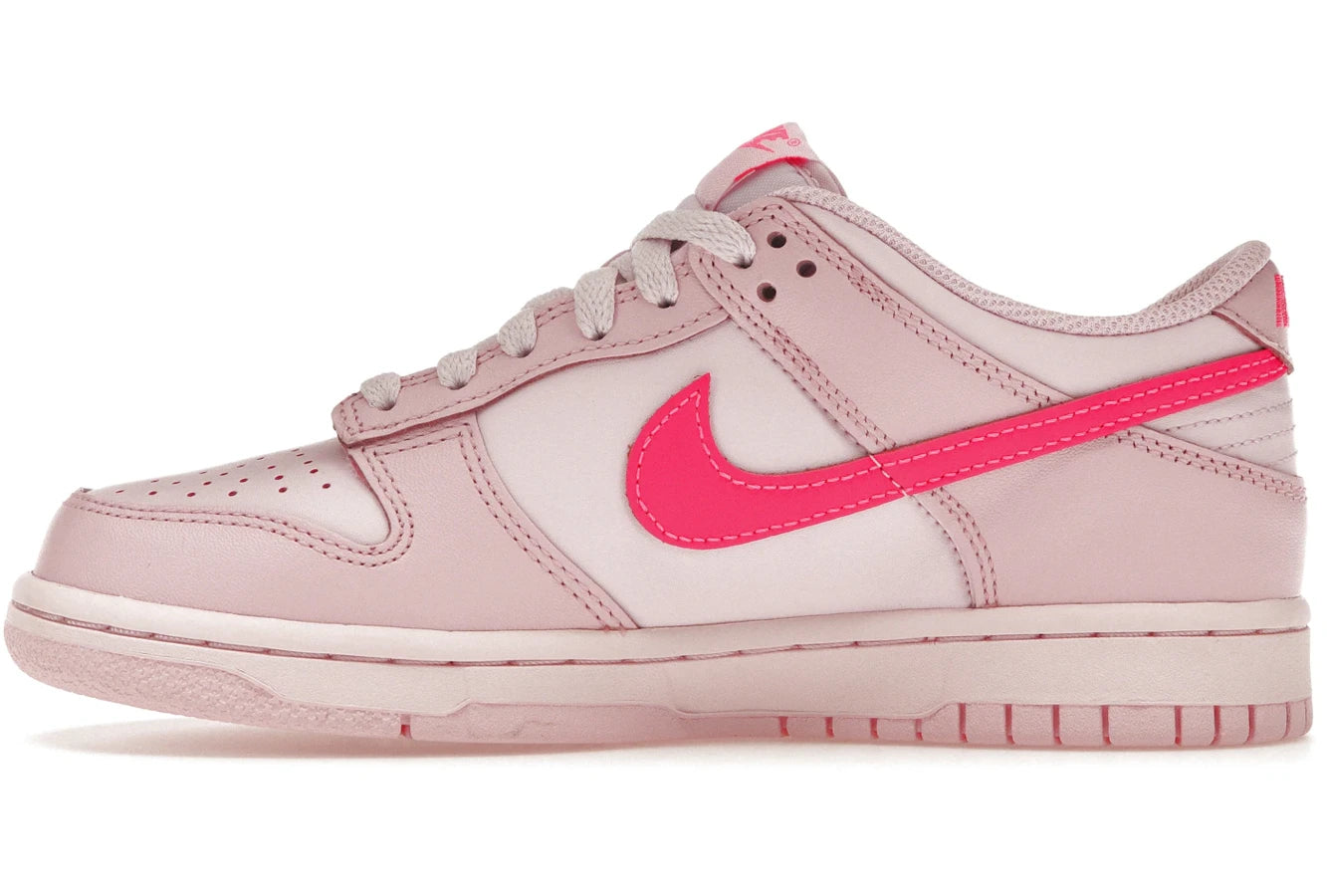 Nike Dunk Low Triple Pink 