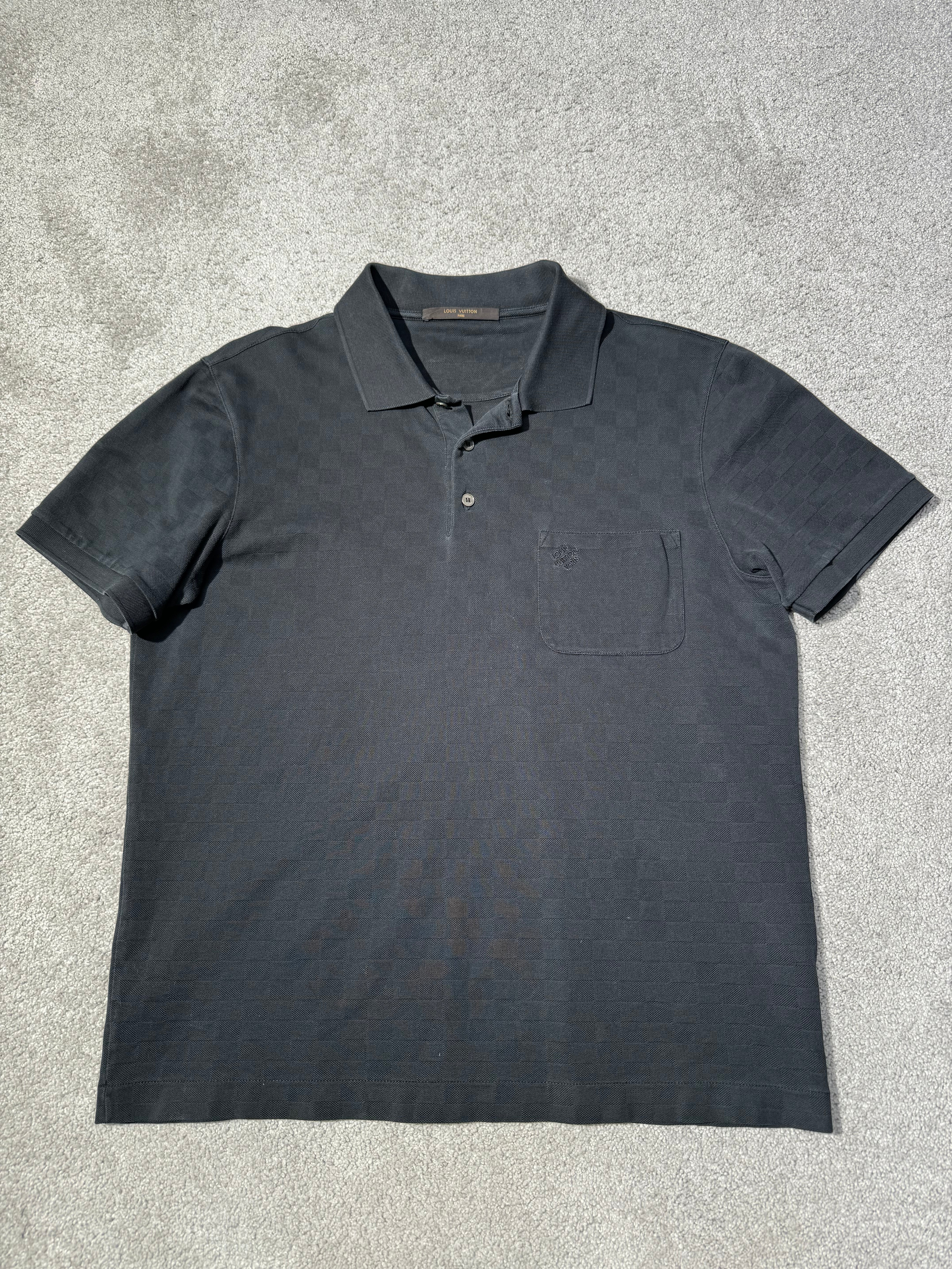 Louis Vuitton Polo                      (Fittaa S-M)
