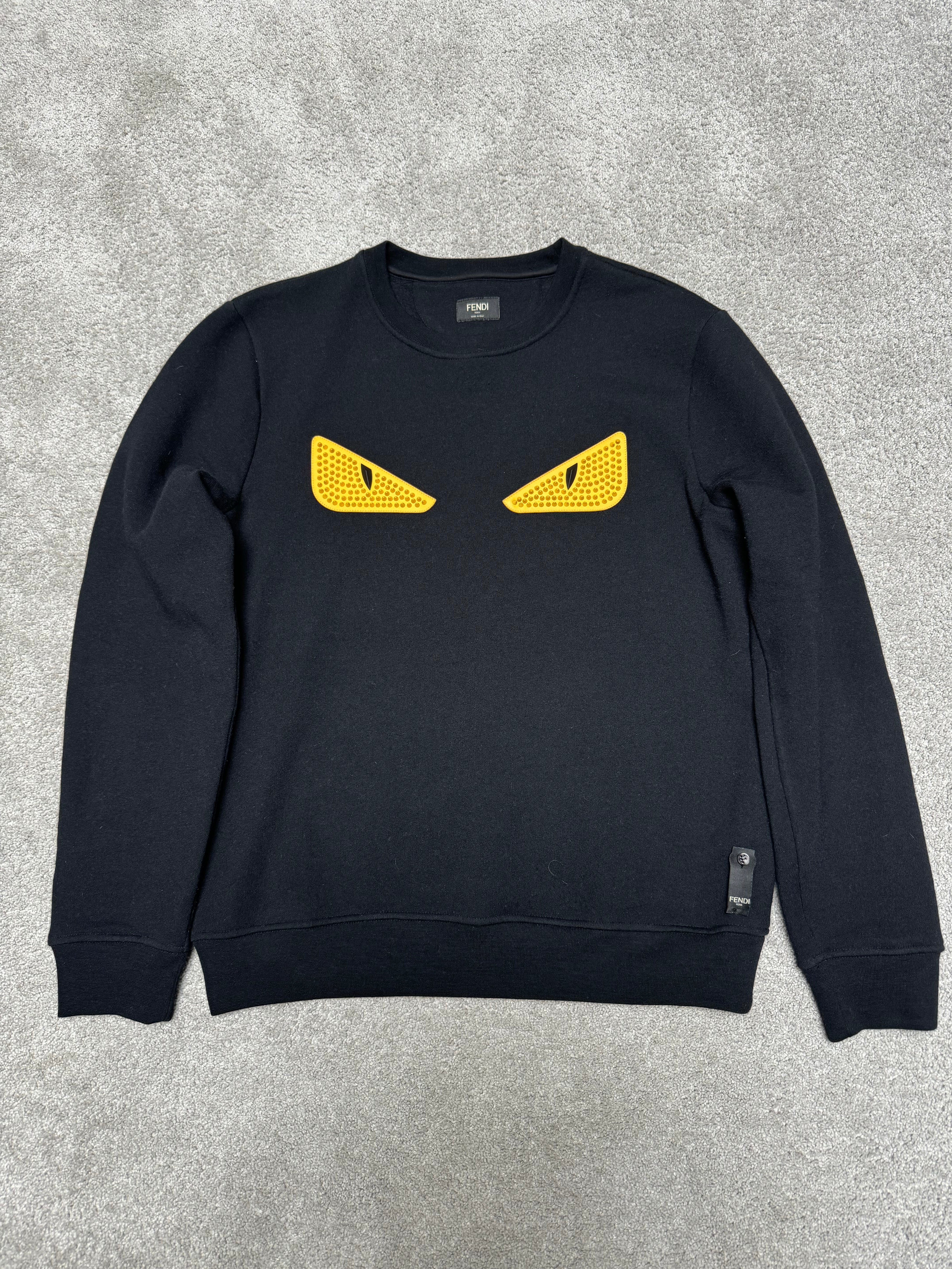 Fendi Sweater (Fittaa M)