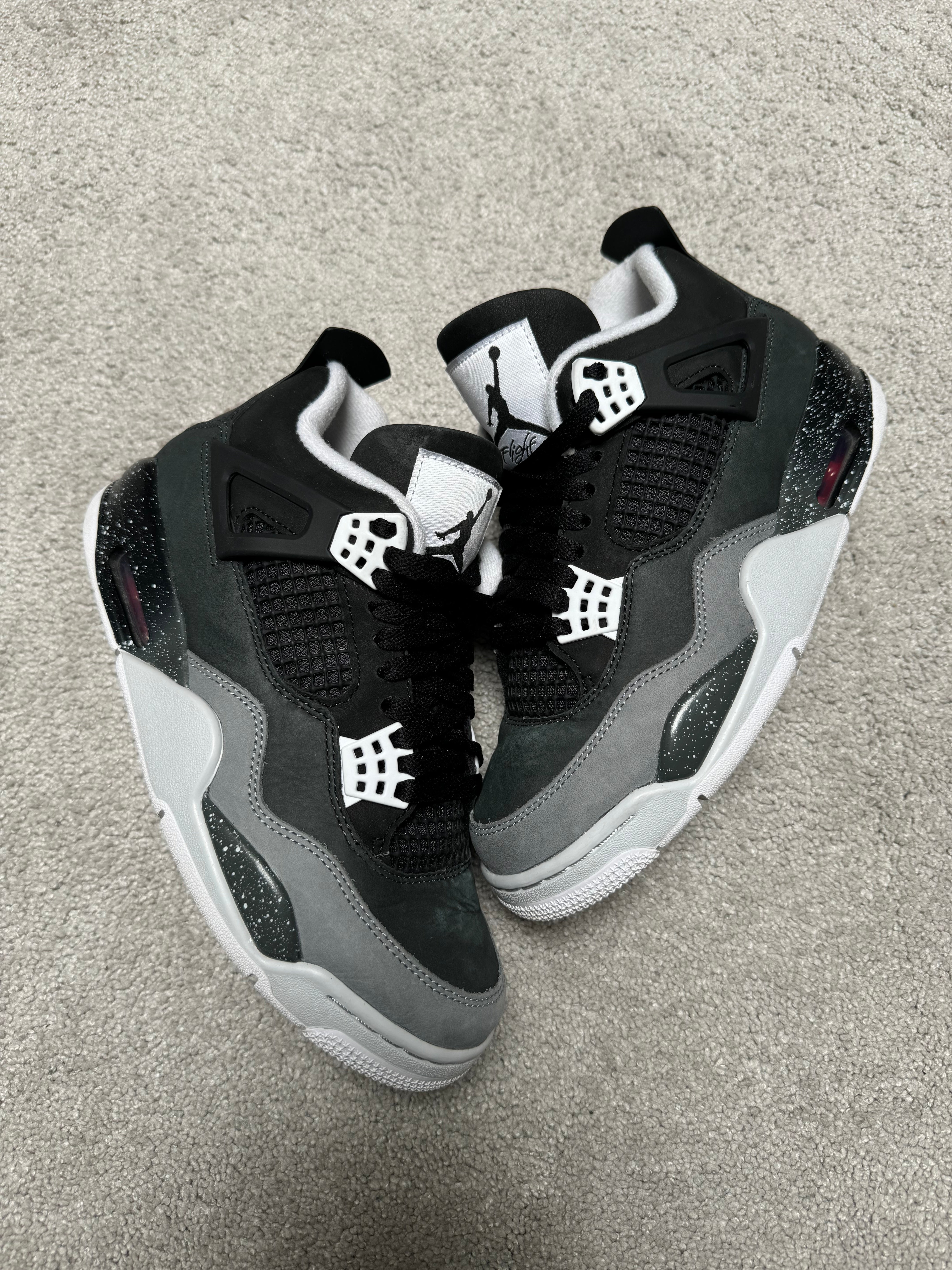 Jordan 4 Fear (EU 40)
