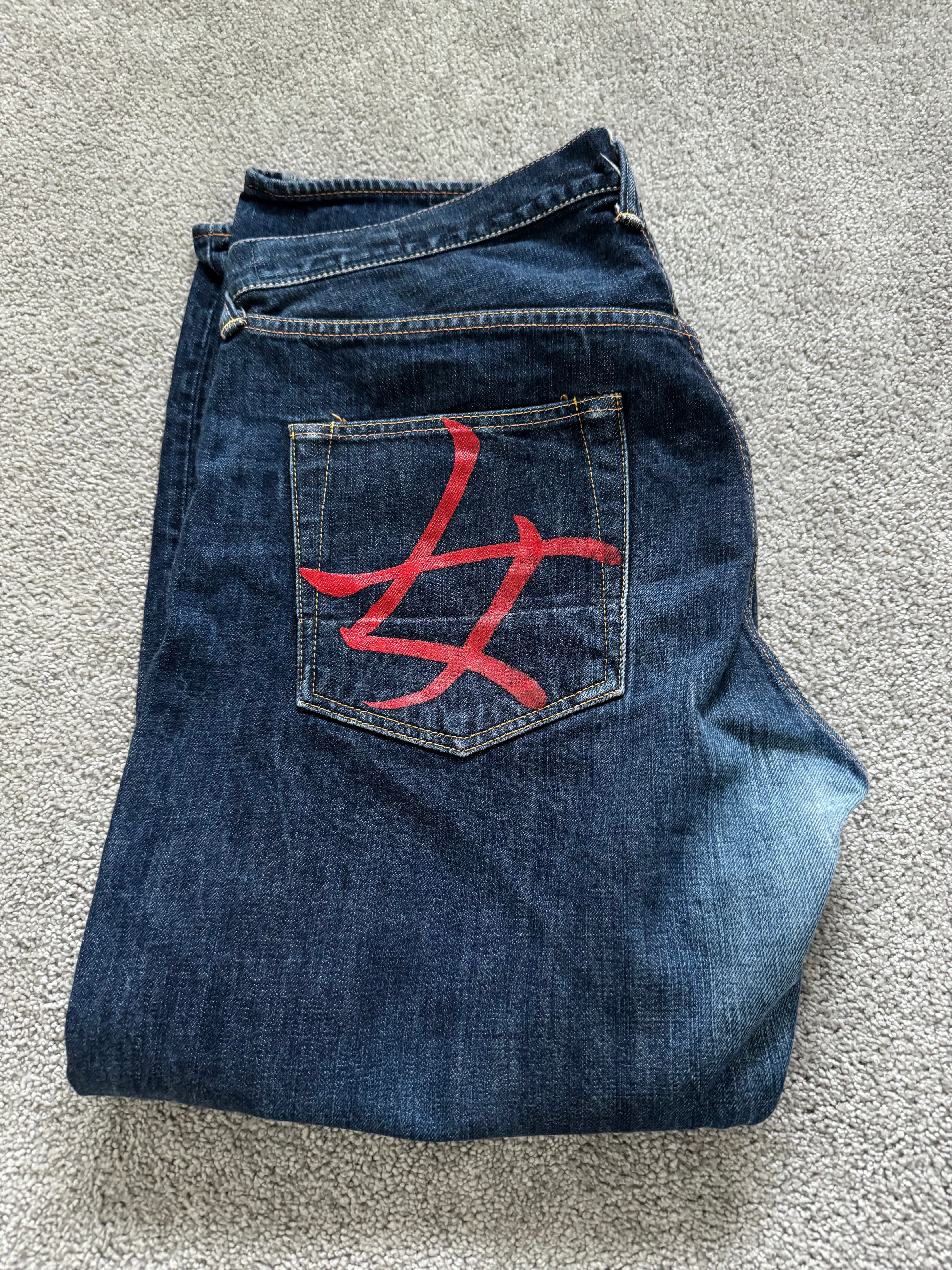 Evisu Jeans (W39)