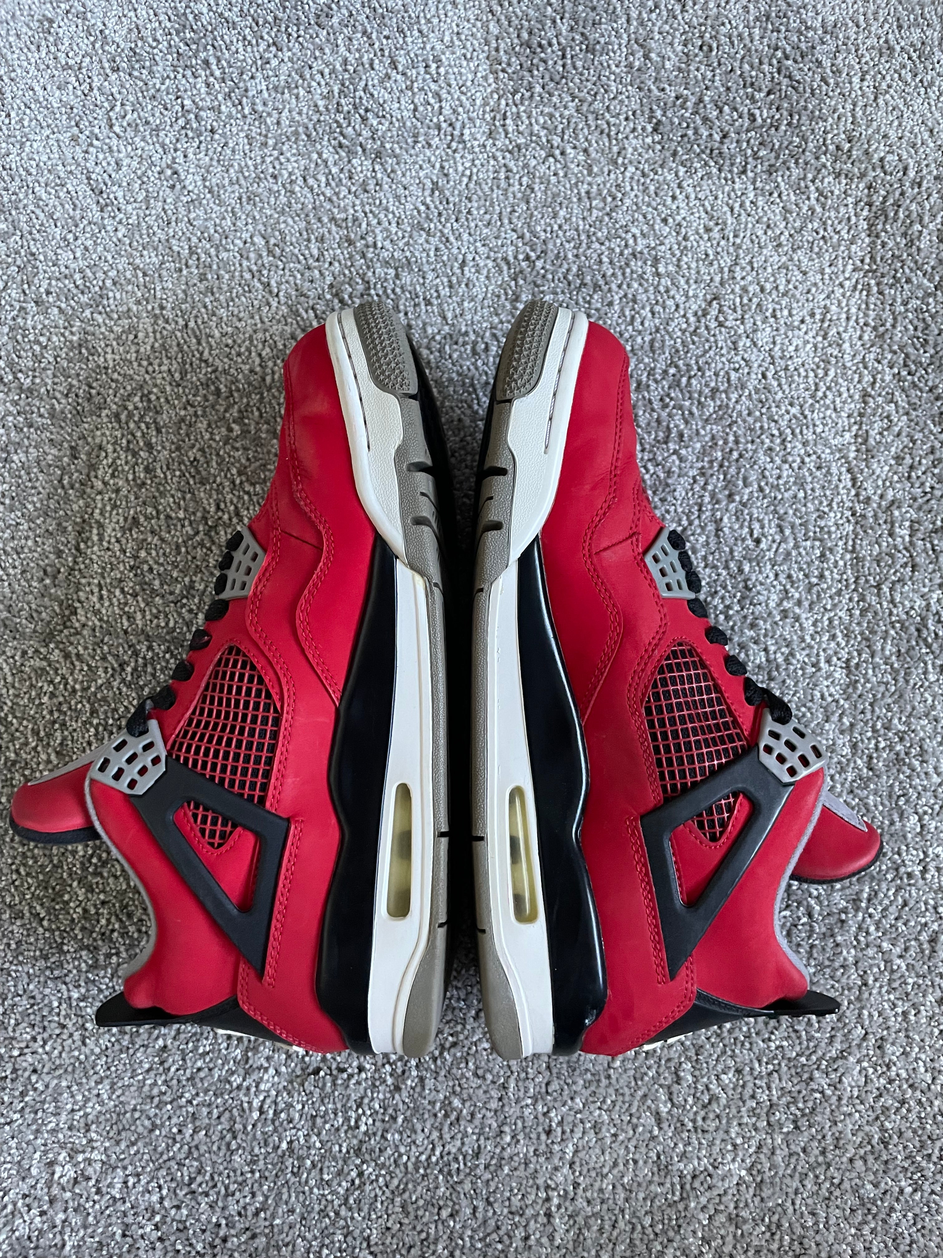 Jordan 4 Retro Toro Bravo (EU 41)