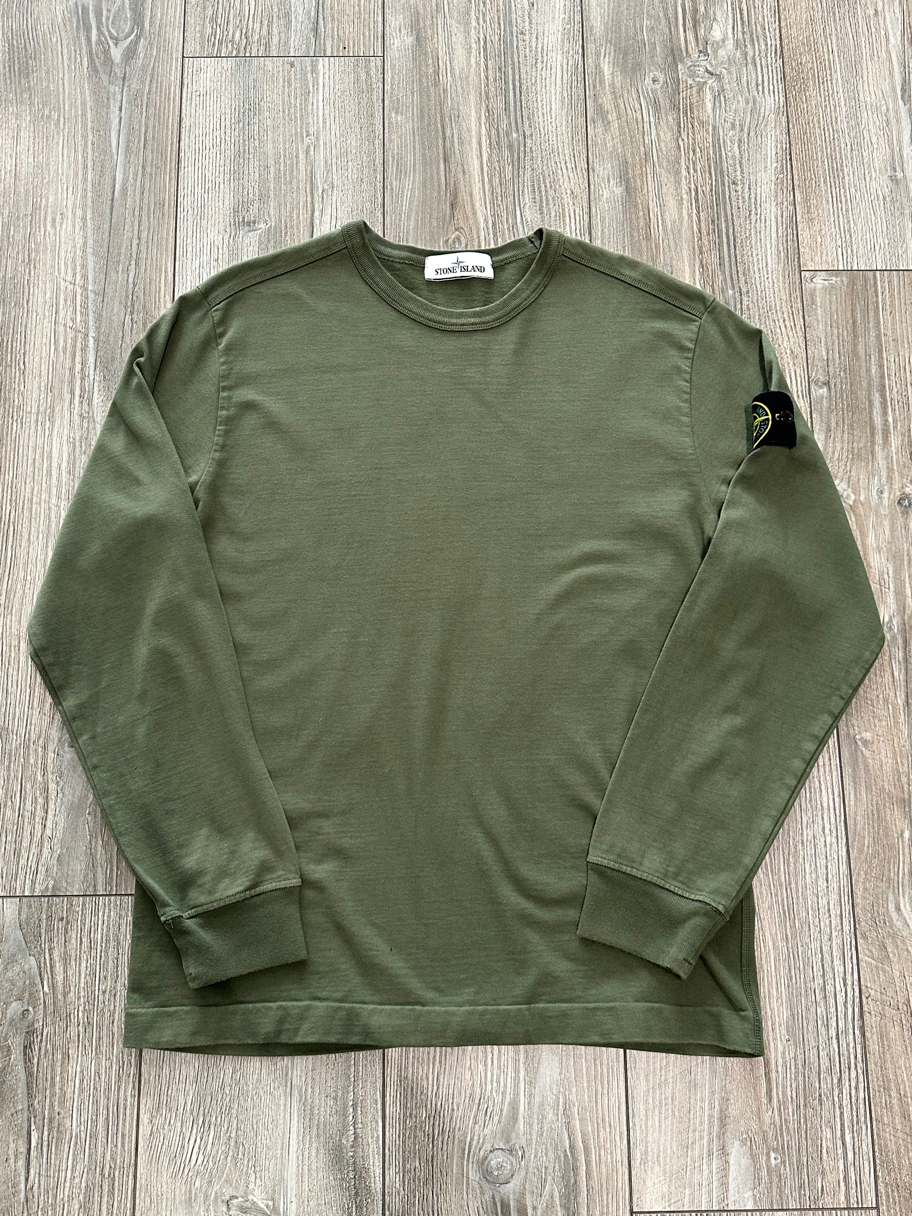 Stone Island Sweater (Fittaa M)