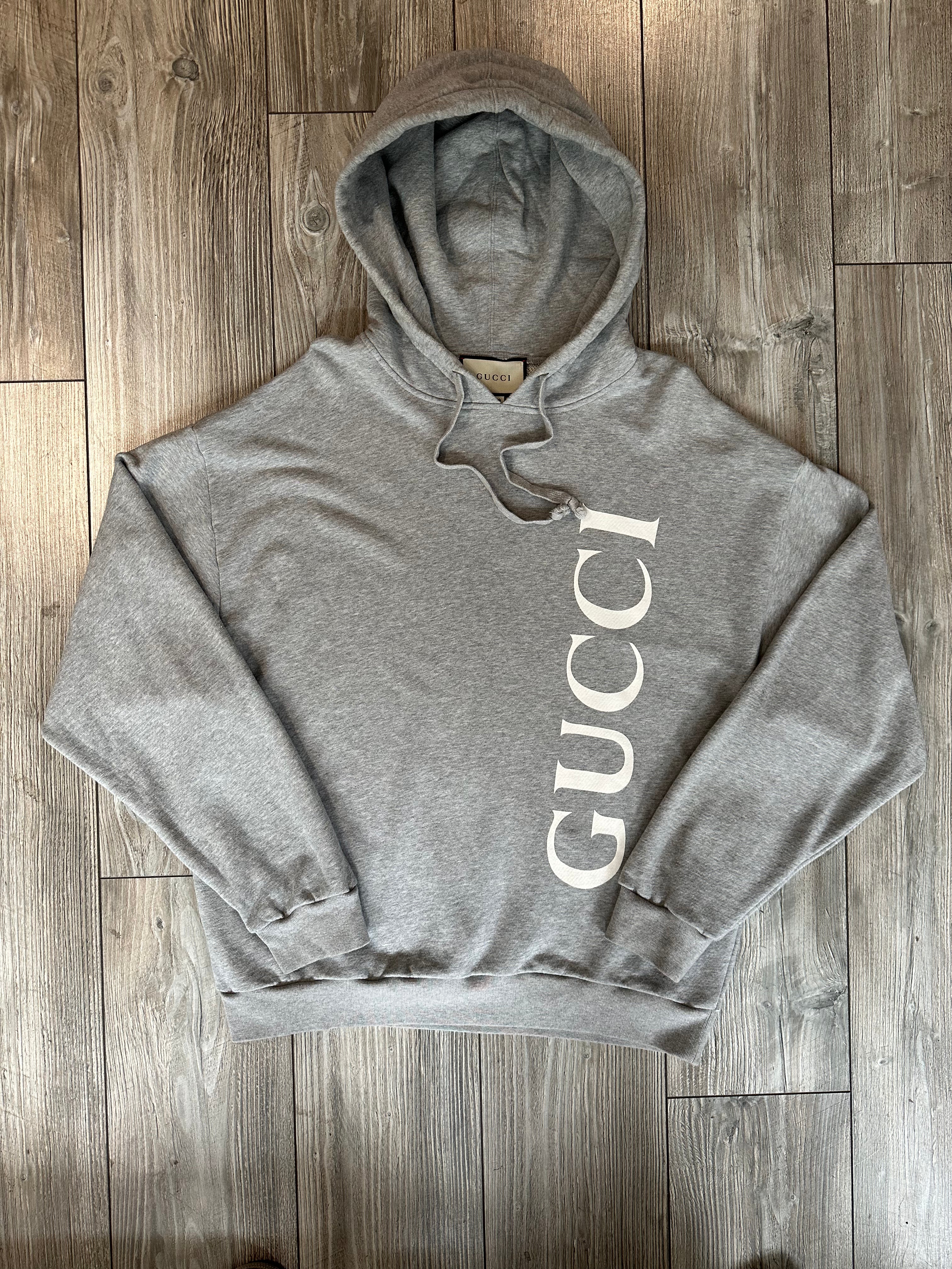 Gucci Hoodie (Fittaa L)