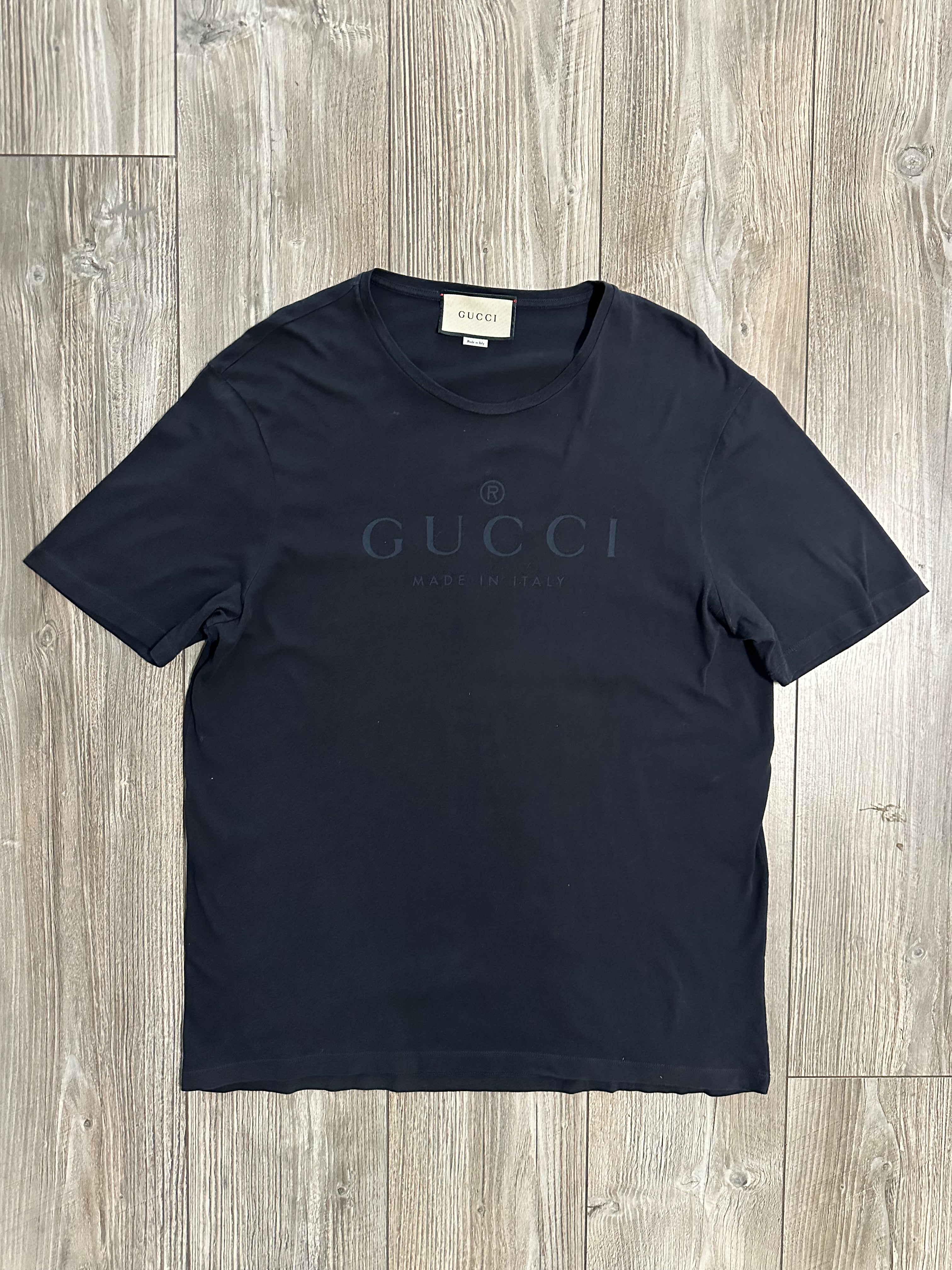 Gucci T-Shirt (Fittaa L)