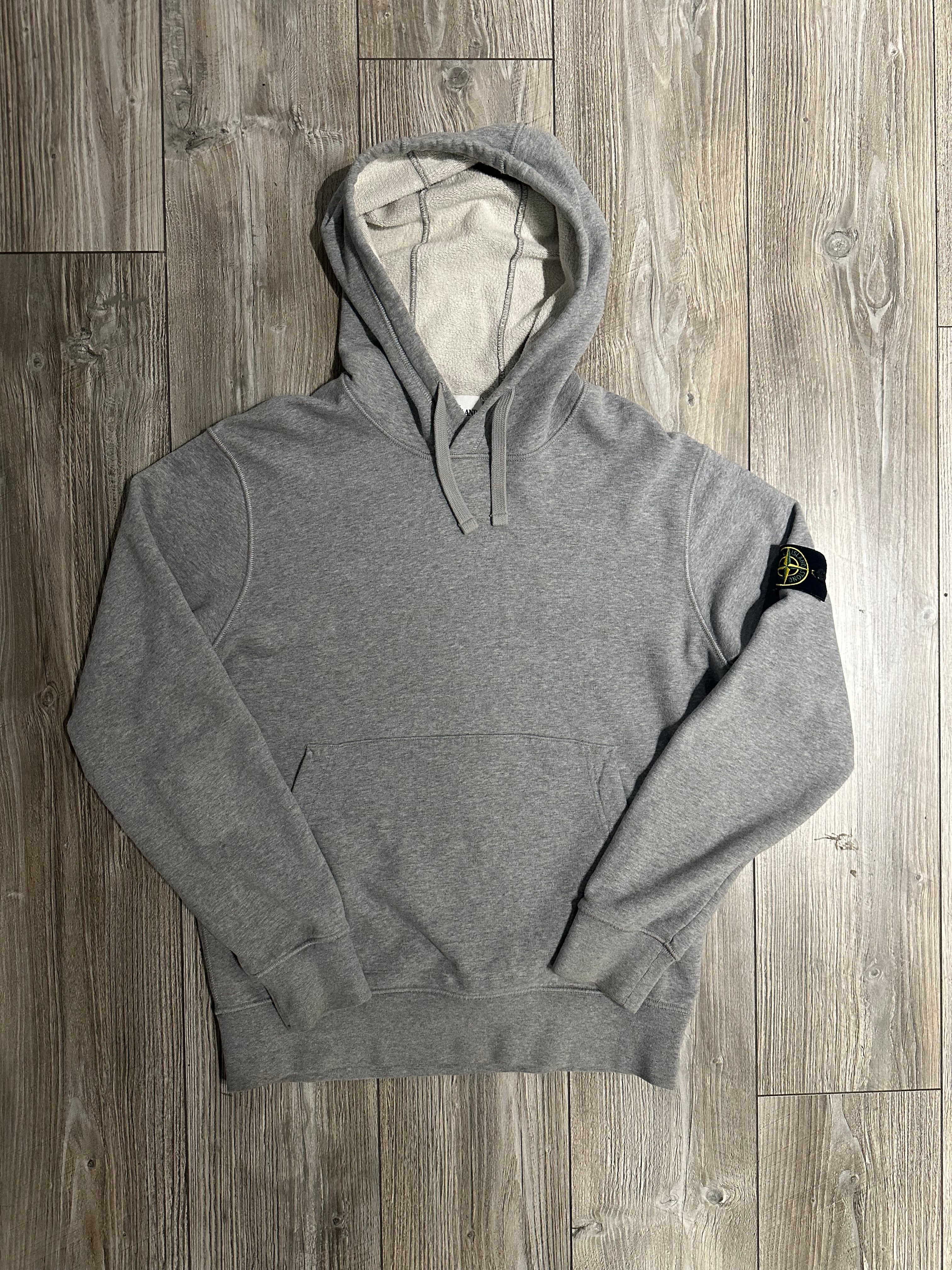 Stone Island (Fittaa M)