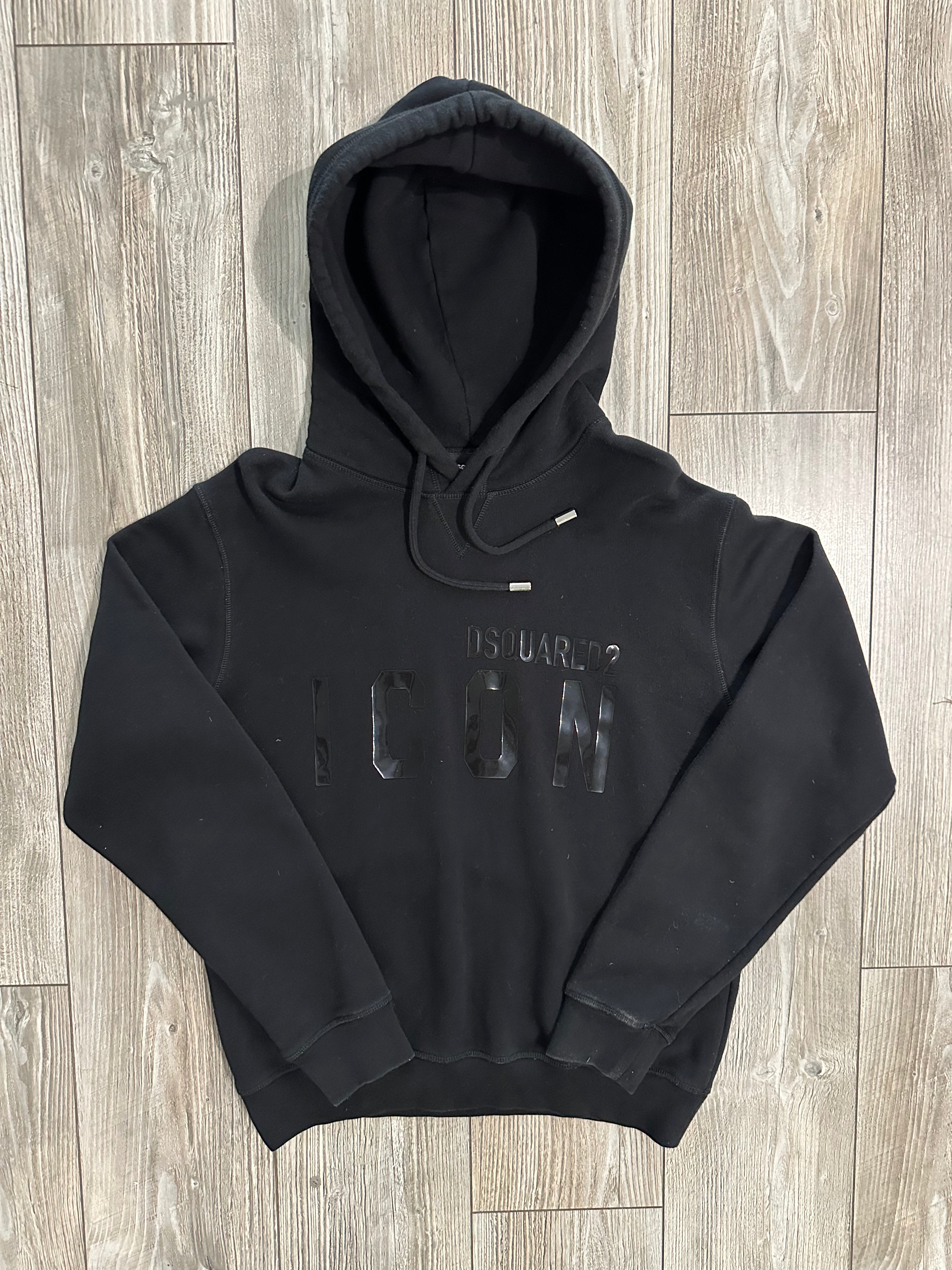 Dsquared2 Hoodie (Fittaa M)