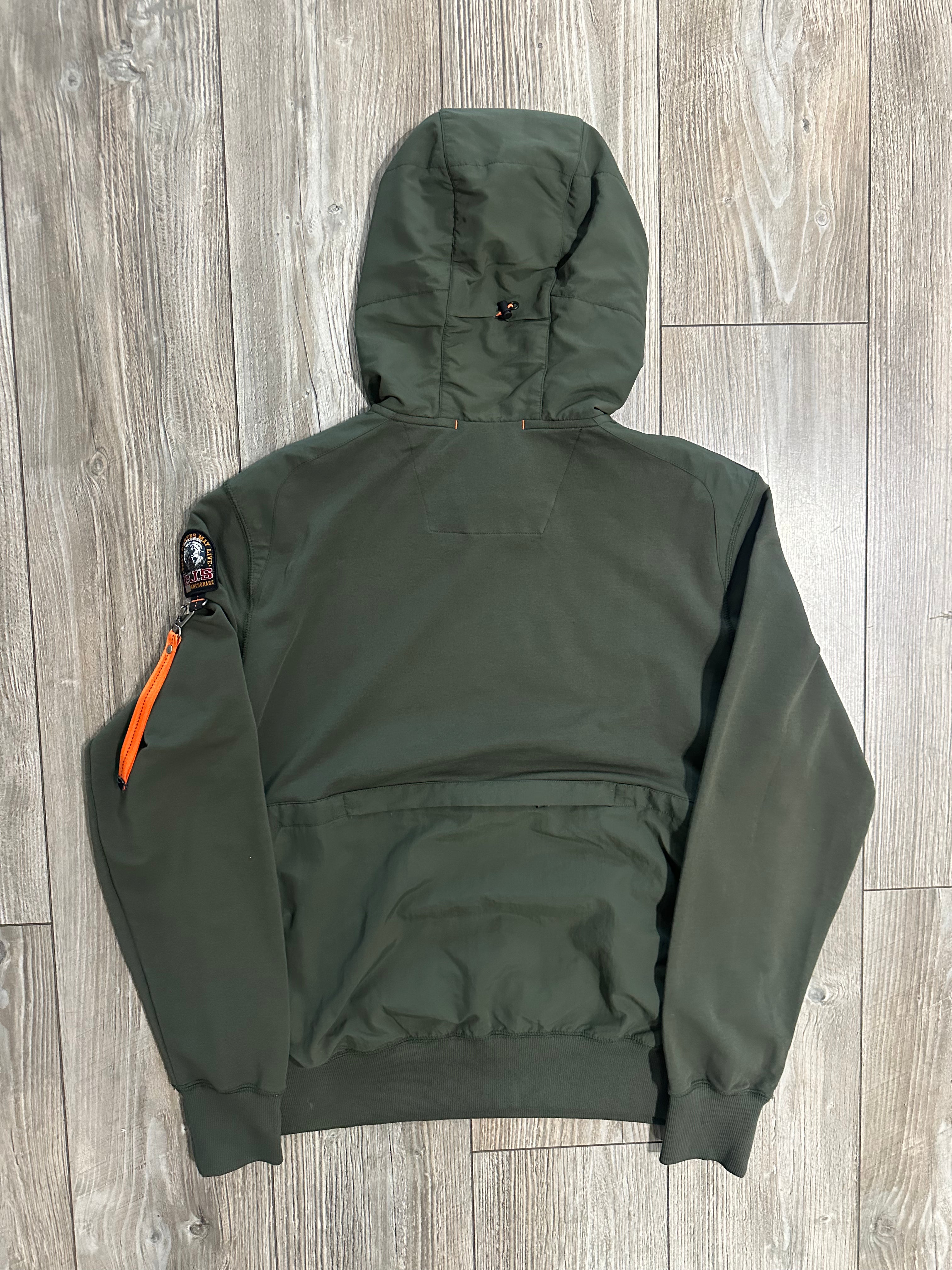 Parajumpers Hoodie (Fittaa M)