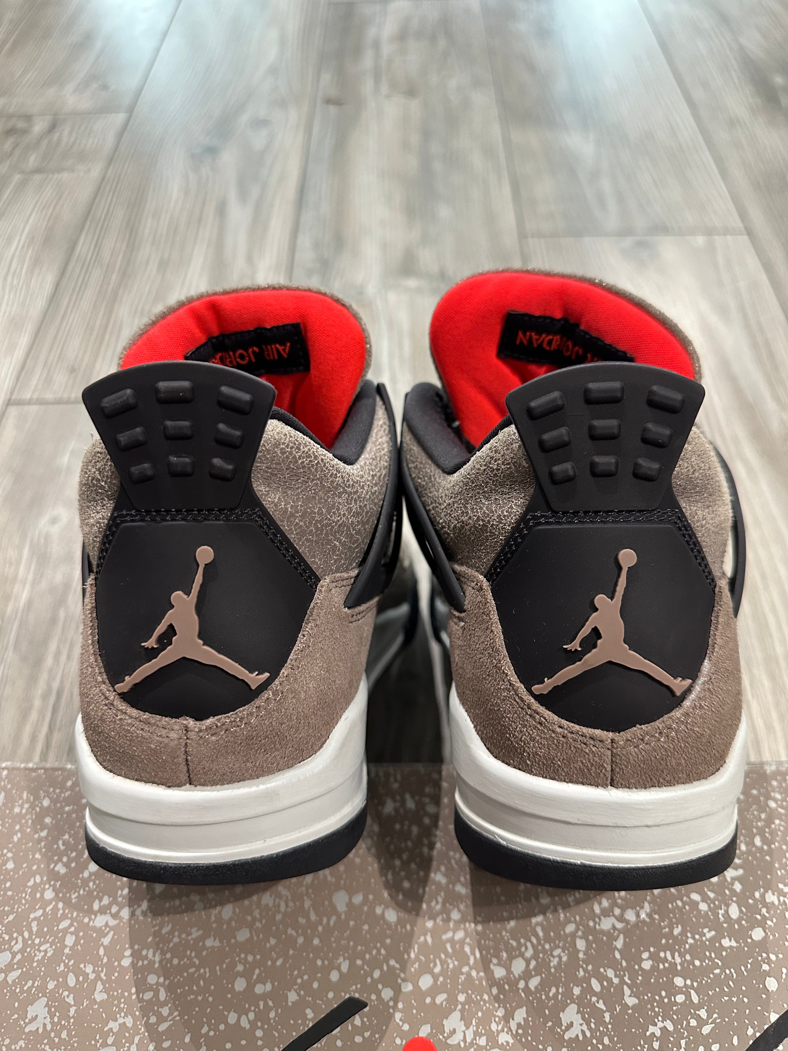 Jordan 4 Taupe Haze (EU 42)