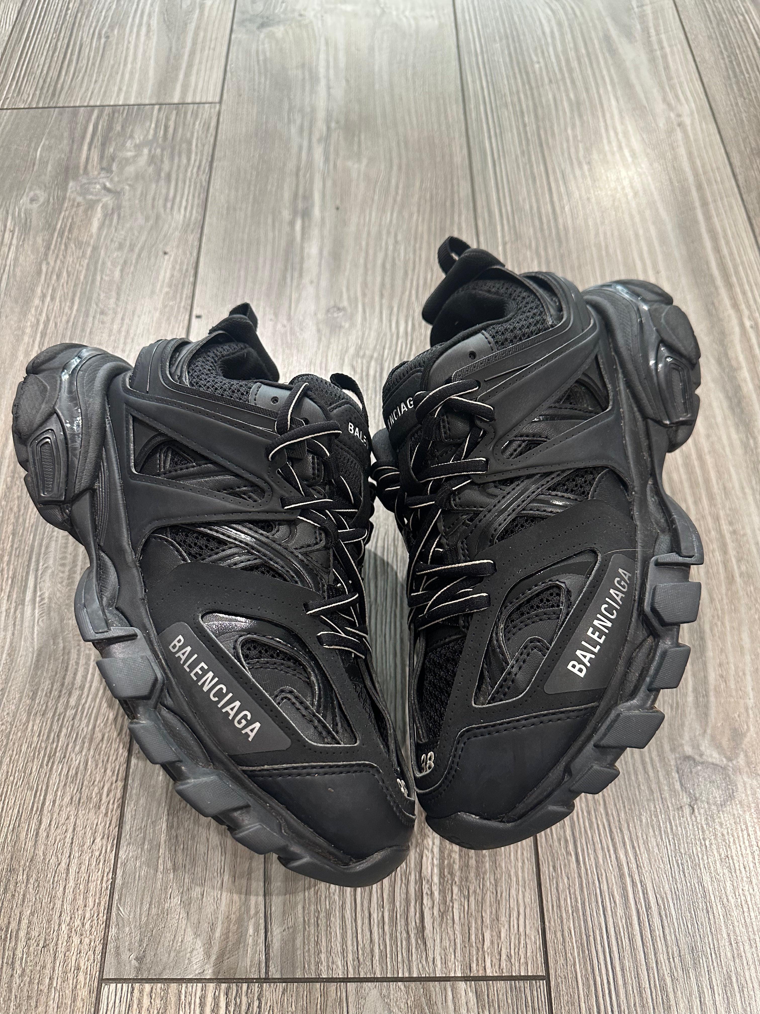 Balenciaga Track (EU 38)