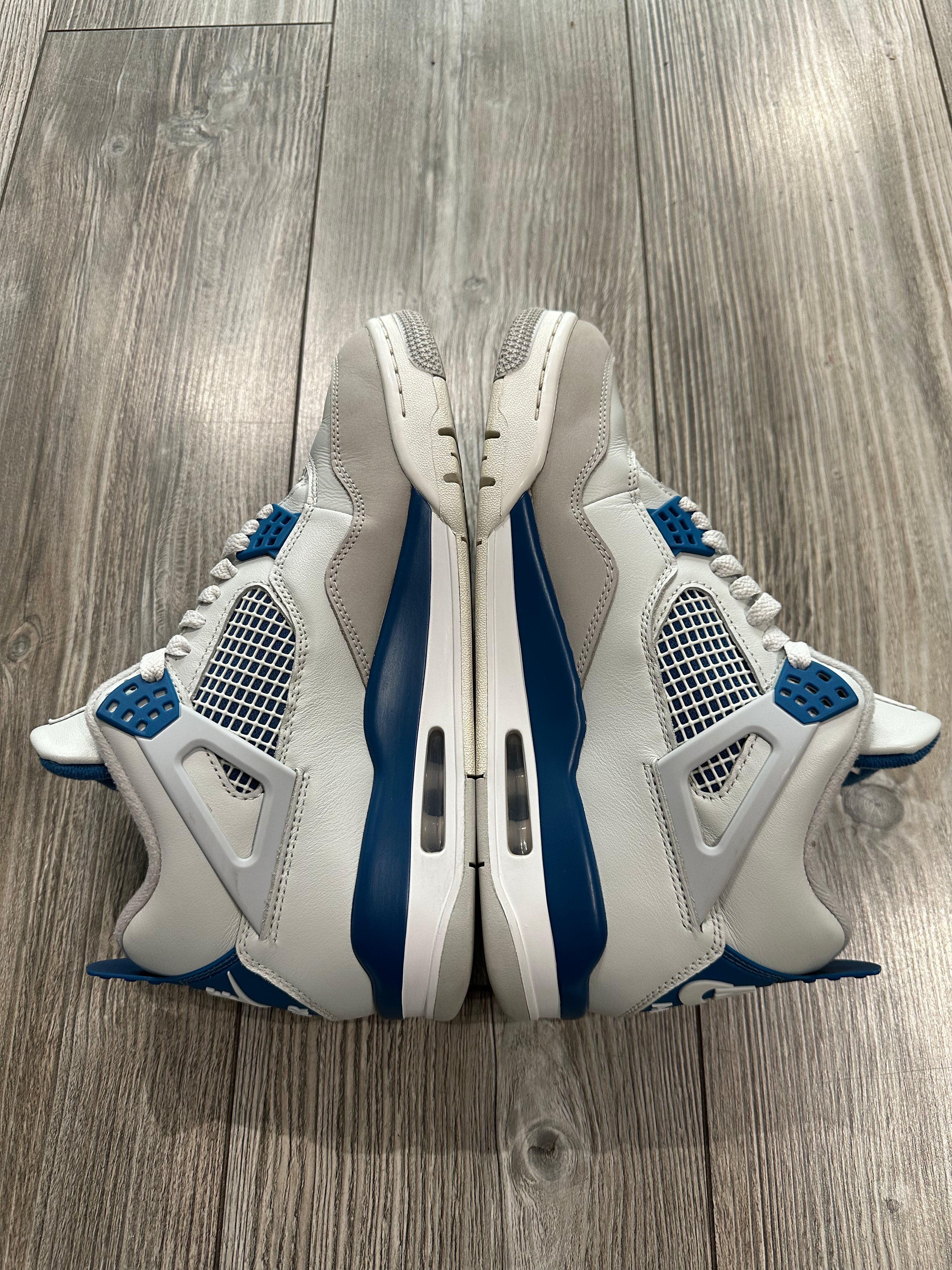 Jordan 4 Military Blue (EU 42.5)
