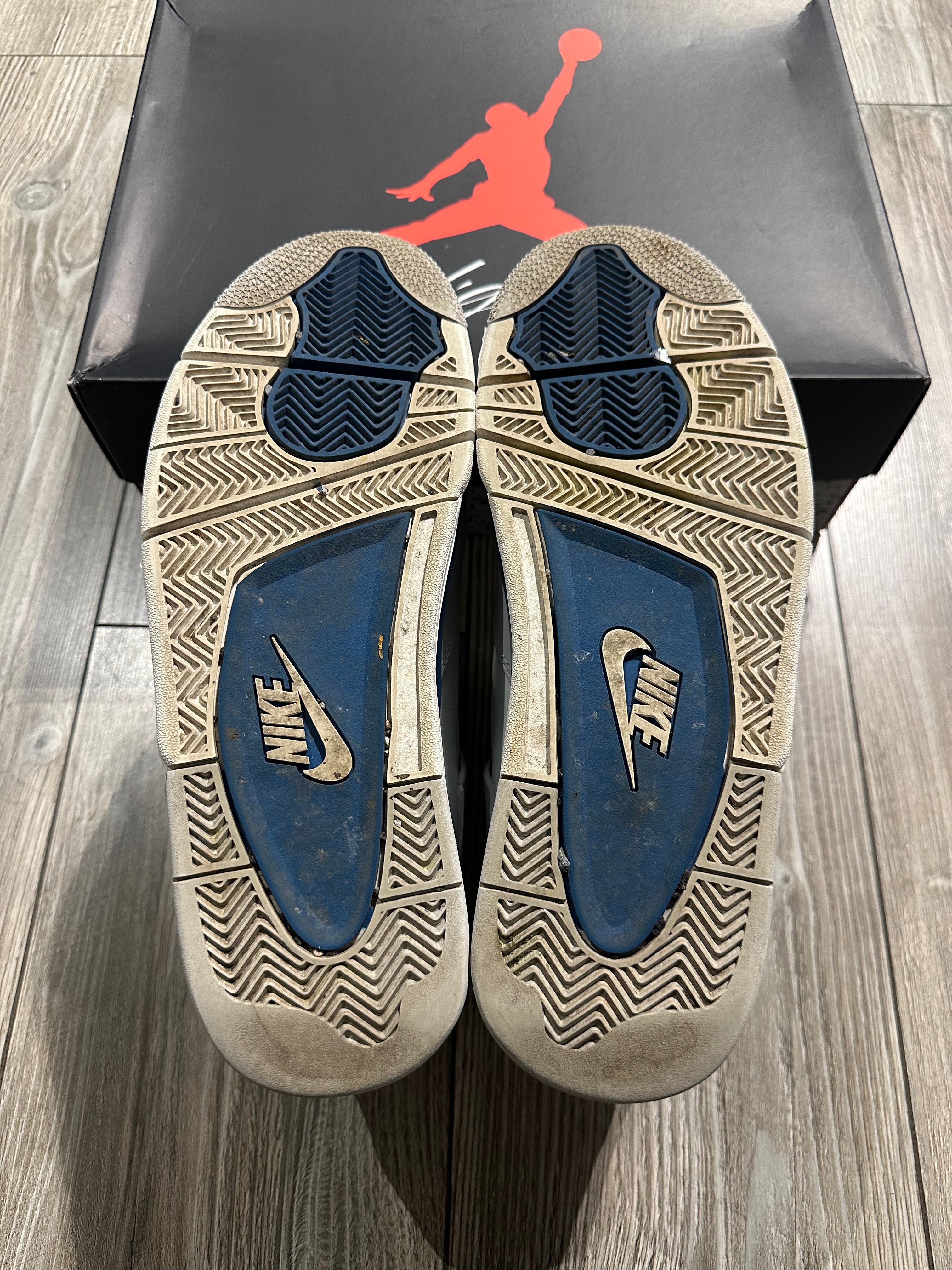 Jordan 4 Military Blue (EU 44.5)