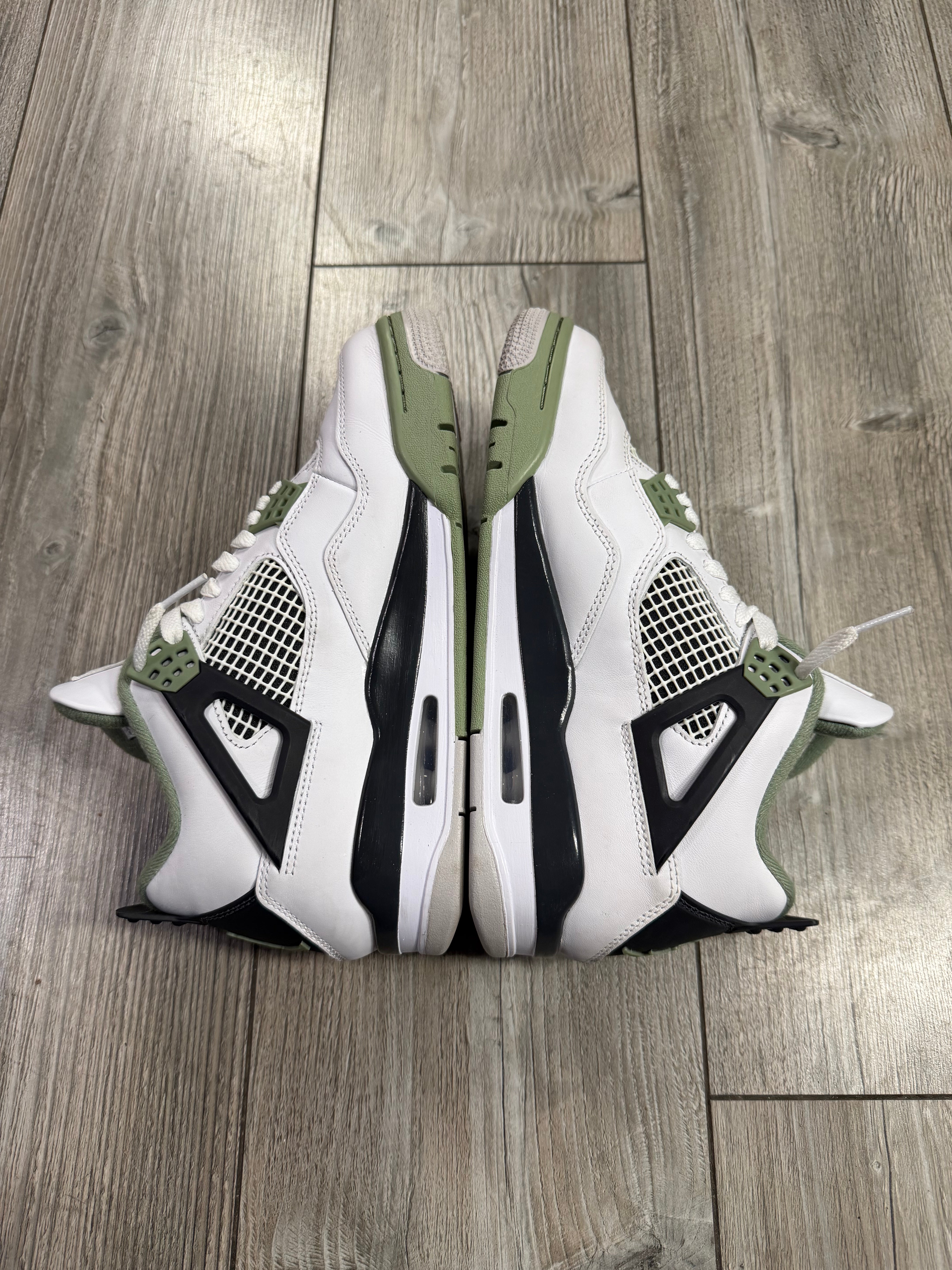 Air Jordan 4 Retro Seafoam (EU40)